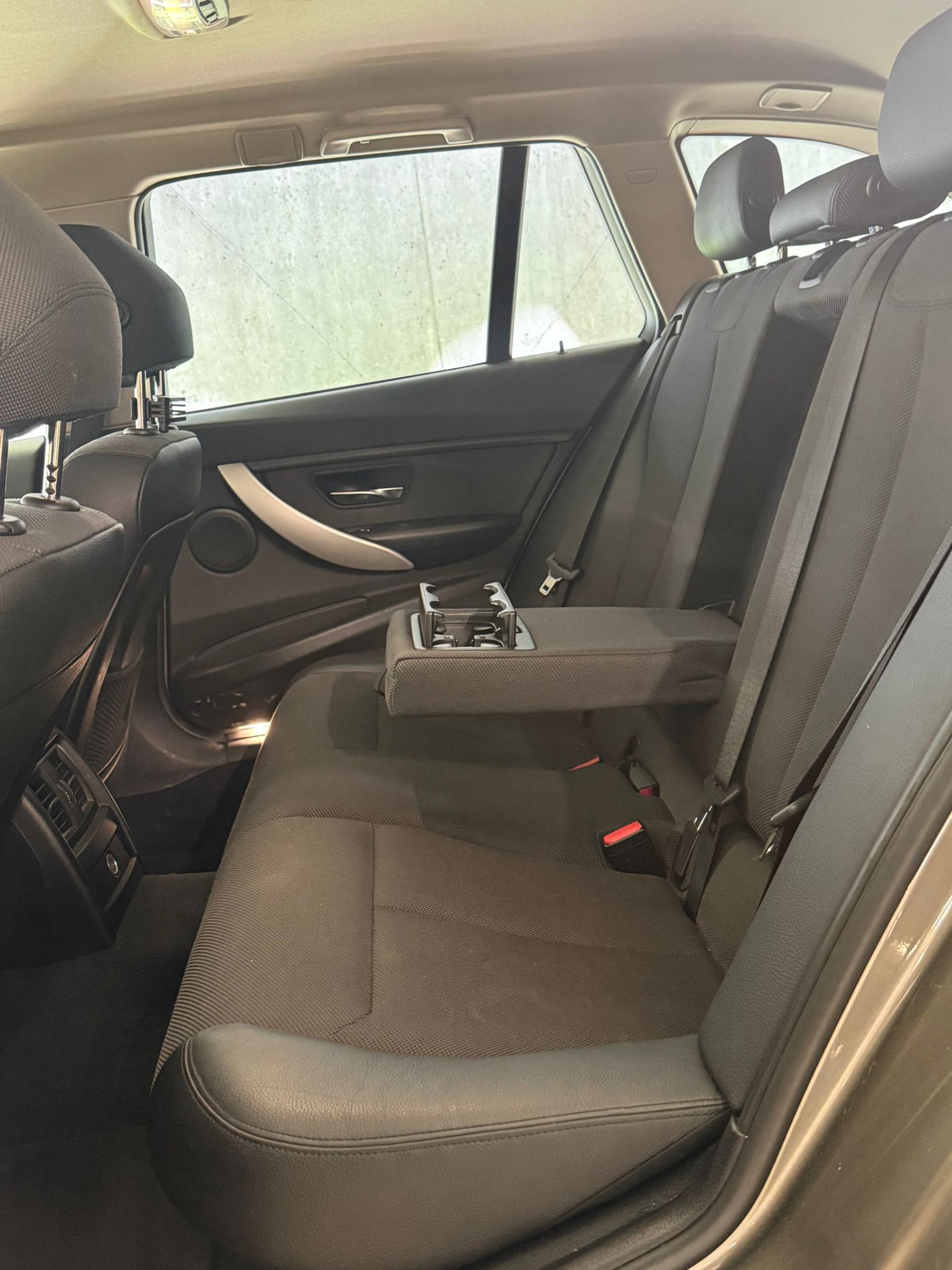 BMW 318d Touring Steptronic // MFK NEU-image-20