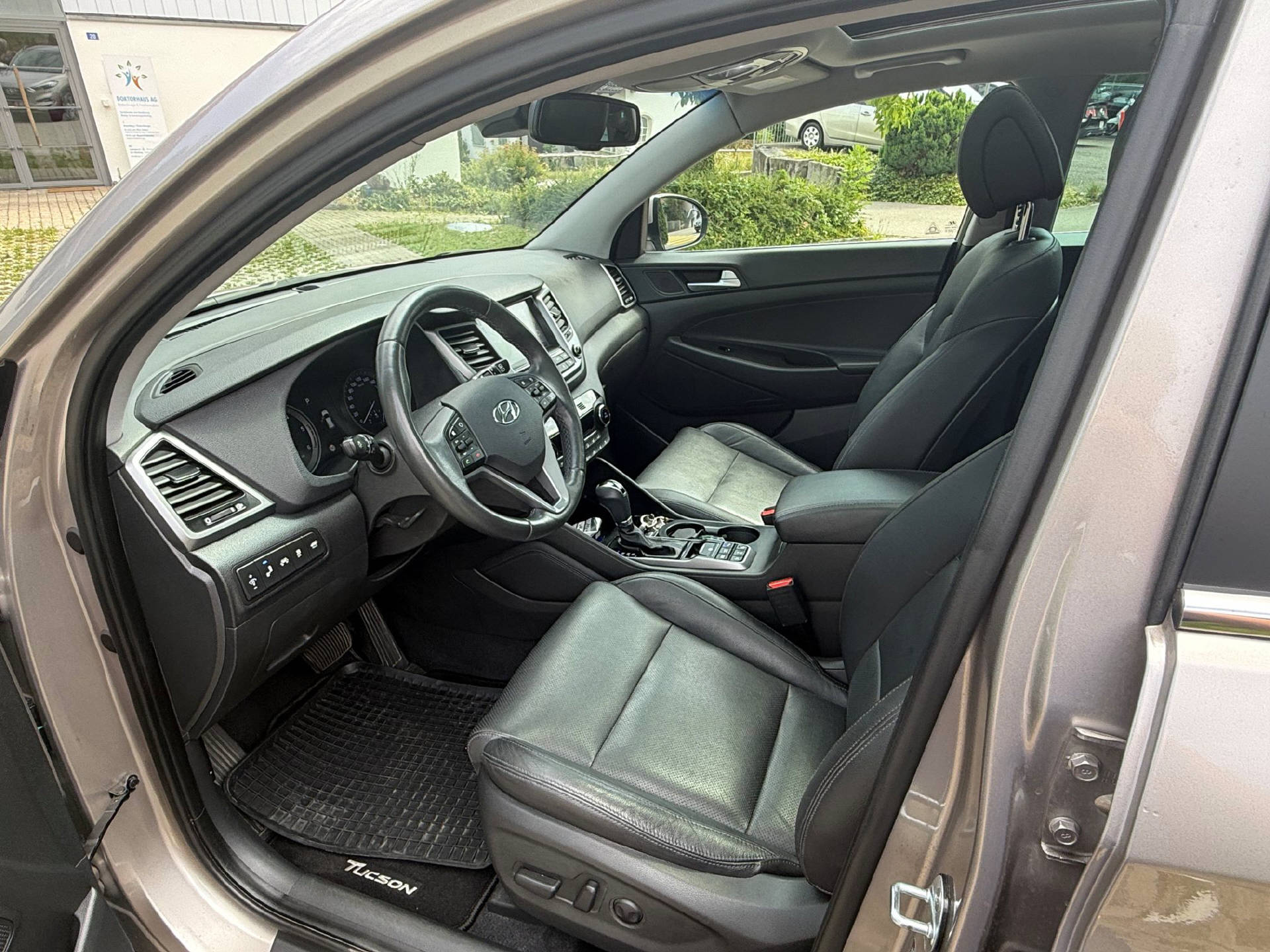 HYUNDAI Tucson 2.0 CRDi 185 Vertex 4WD-image-4