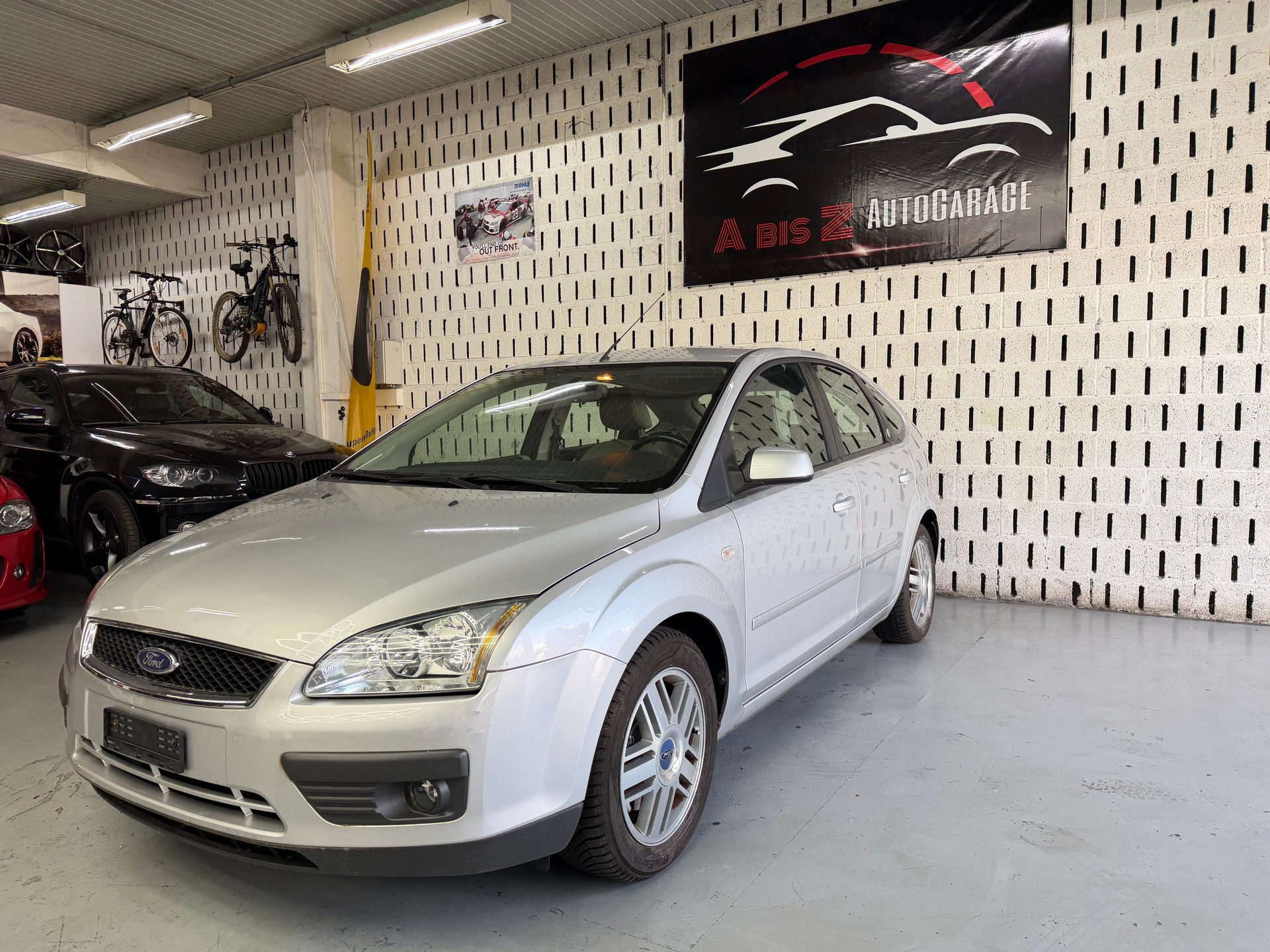 FORD Focus 2.0i Titanium-image-0