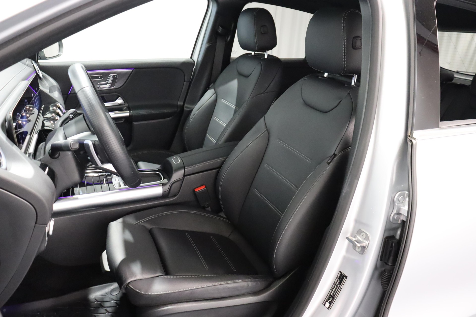 MERCEDES-BENZ GLA 250 e Progressive-image-7