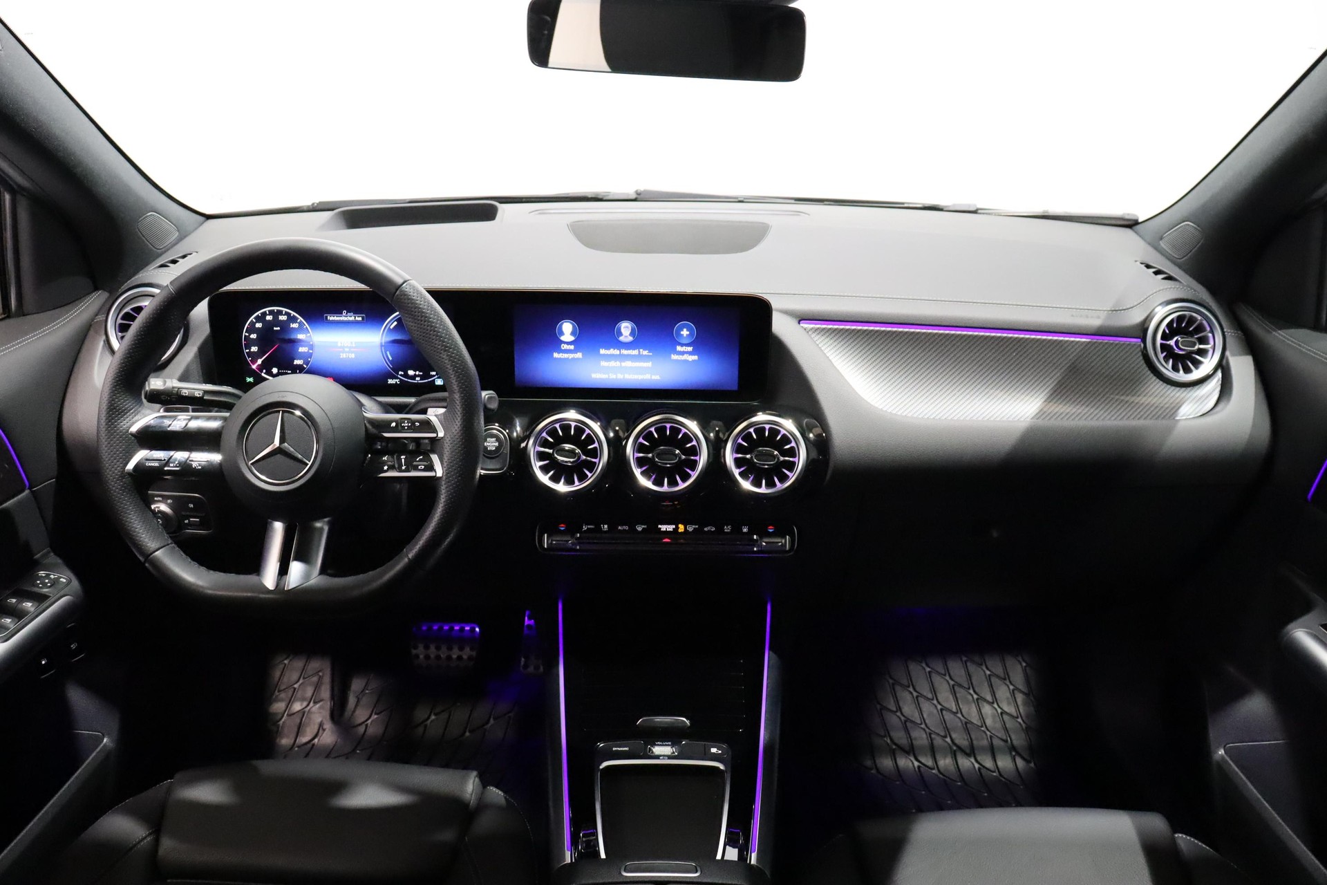 MERCEDES-BENZ GLA 250 e Progressive-image-9