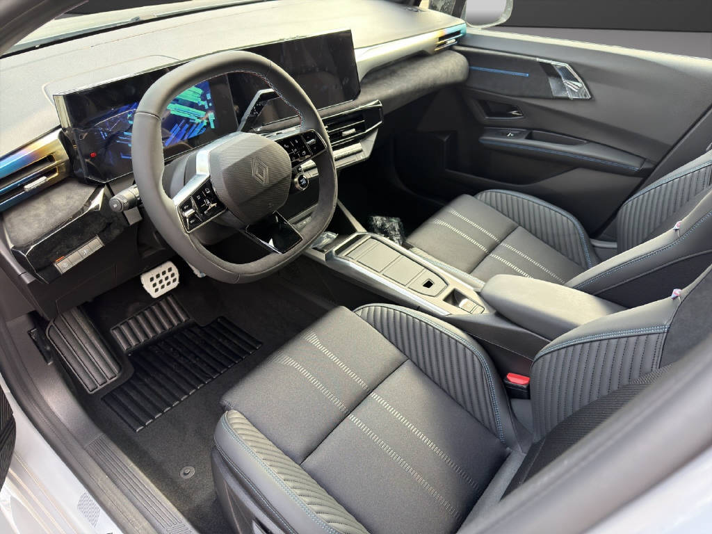 RENAULT Clio 1.8 E-Tech esprit Alpine-image-7