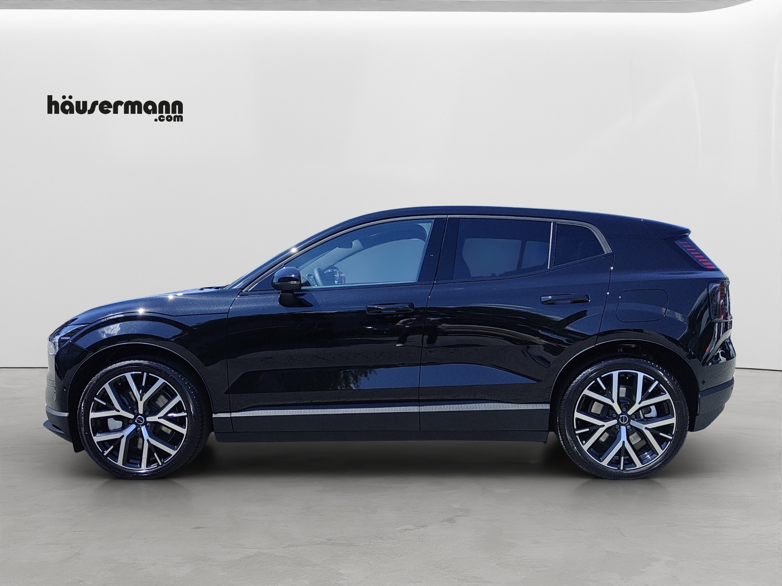 VOLVO EX30 E60 Twin Ultra Performance AWD-image-2