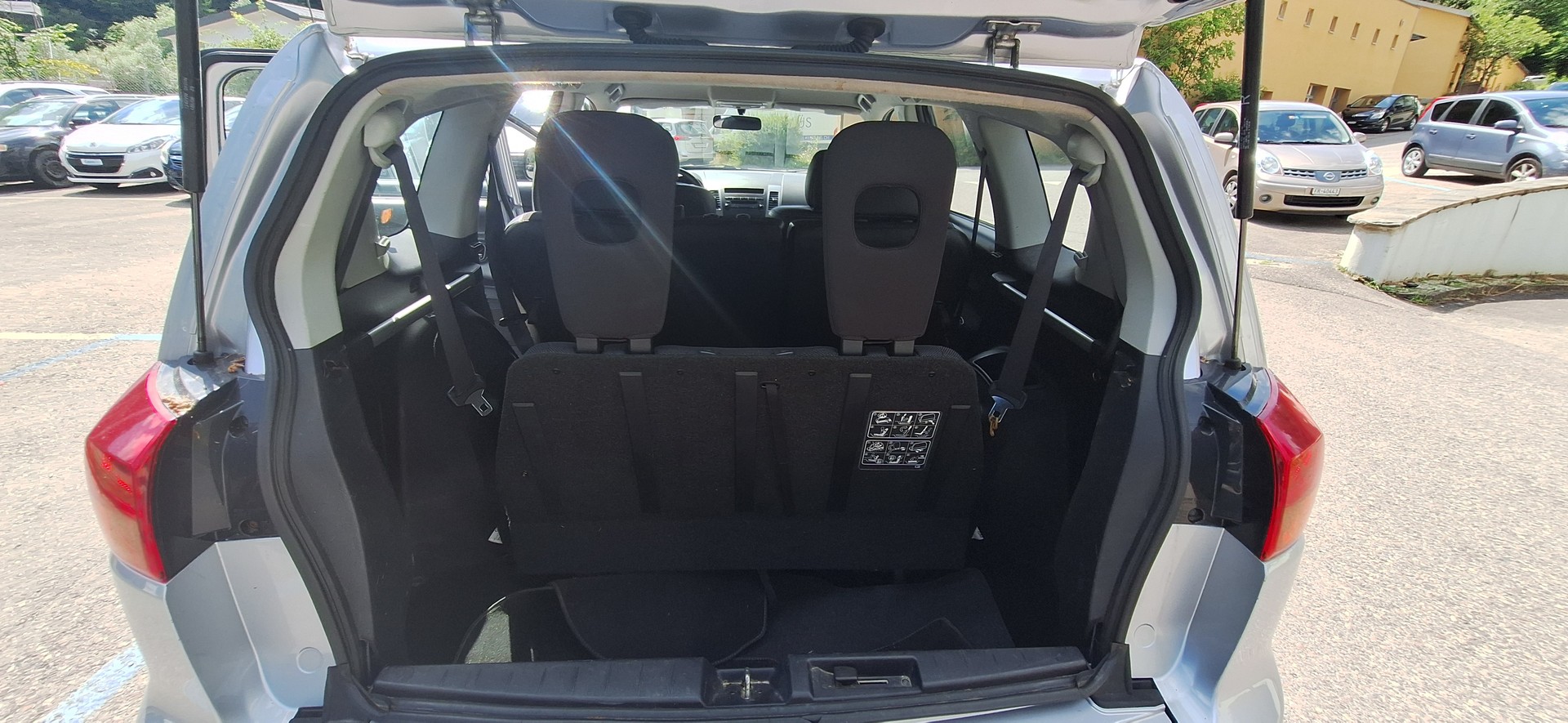 PEUGEOT 4007 2.4 Platinum Edition CVT-image-11