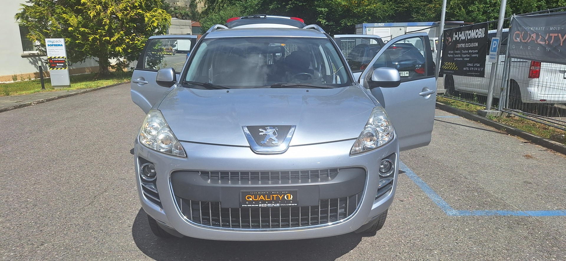 PEUGEOT 4007 2.4 Platinum Edition CVT-image-14