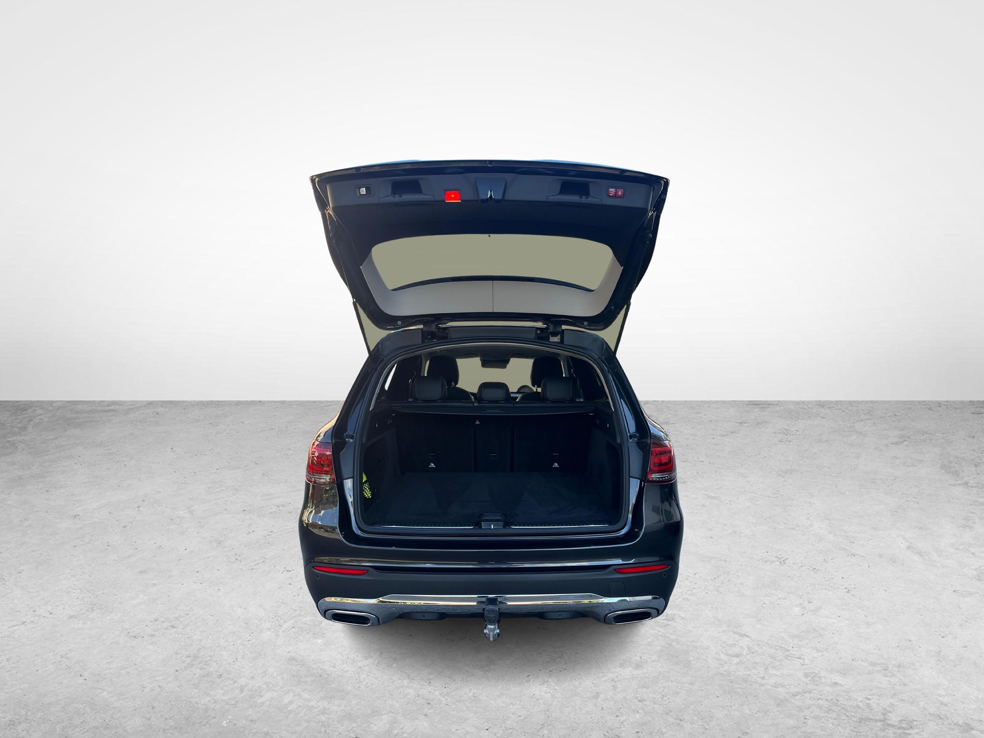 MERCEDES-BENZ GLC 300 4MATIC AMG Line-image-11