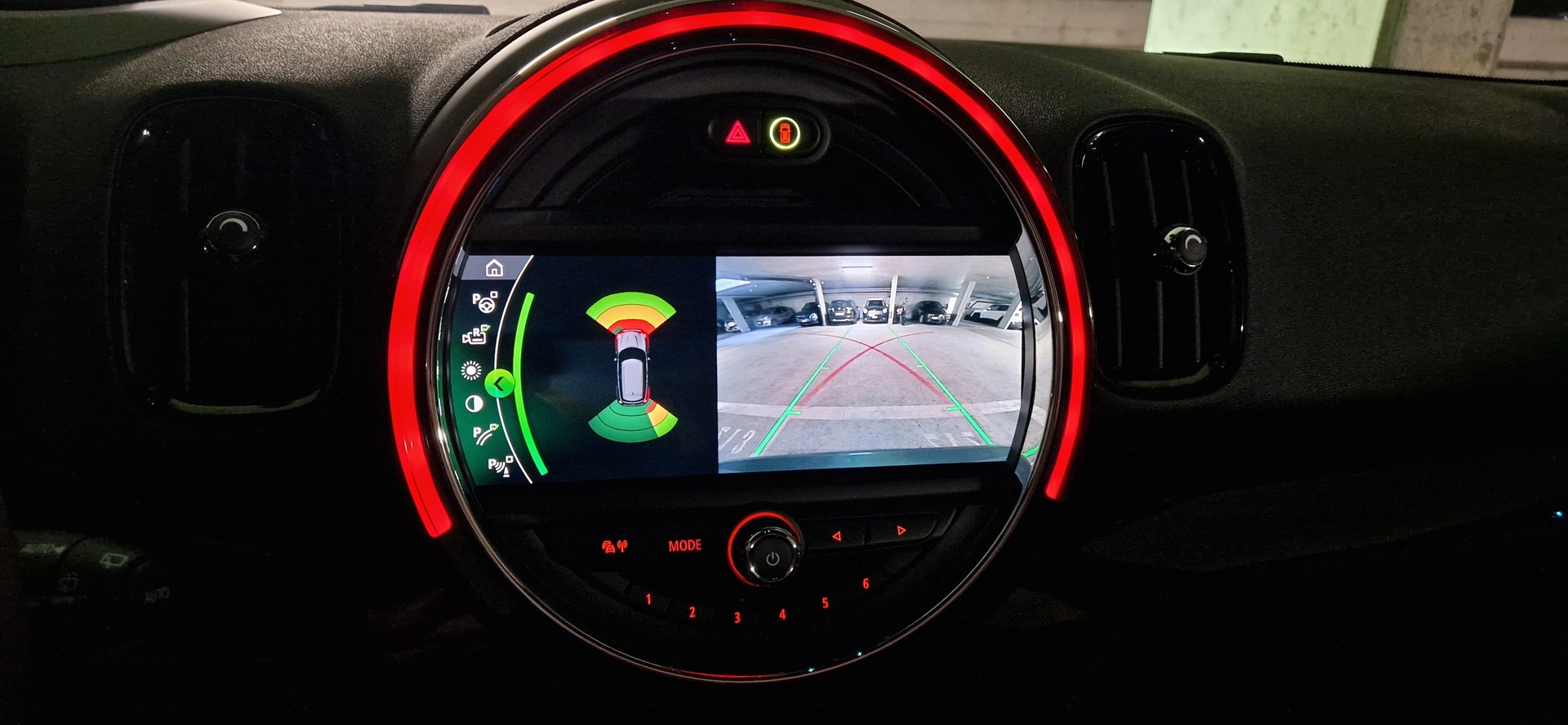 MINI Countryman F60 2.0i Cooper S SAG ALL4-image-17