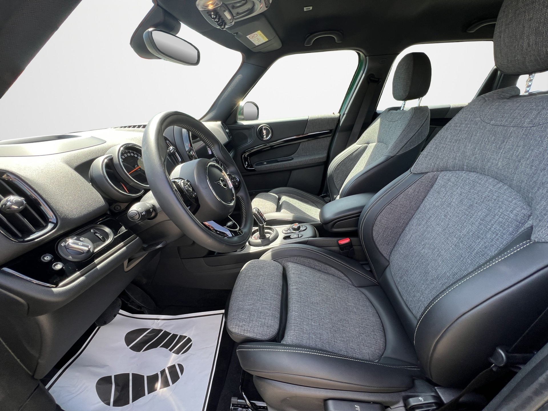 MINI Countryman F60 2.0i Cooper S SAG ALL4-image-8