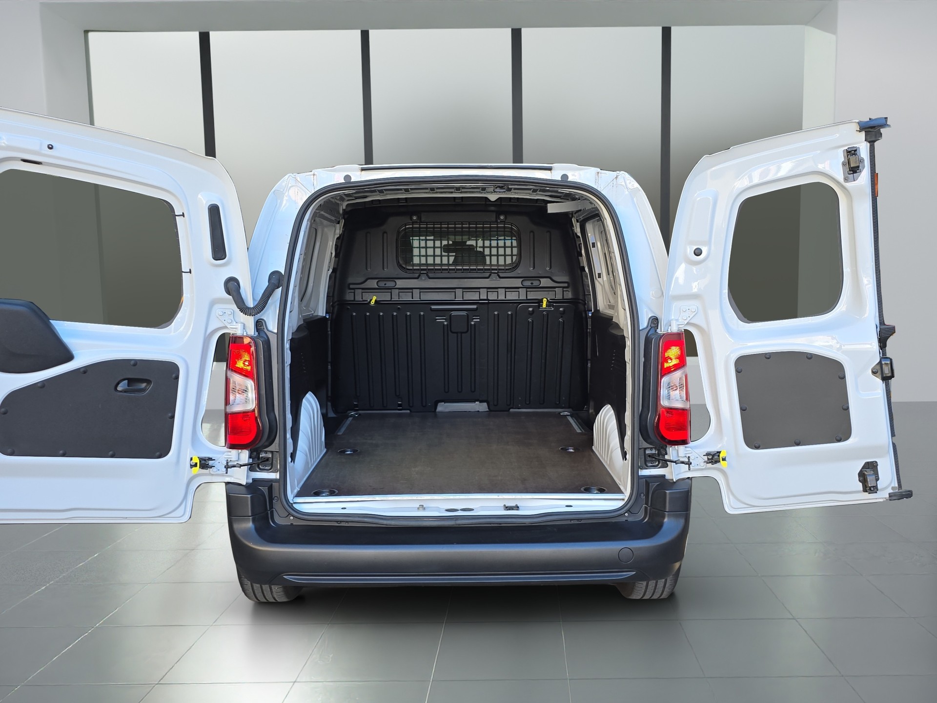 CITROEN Berlingo M 1.2 PureTech 110 S/S-image-16