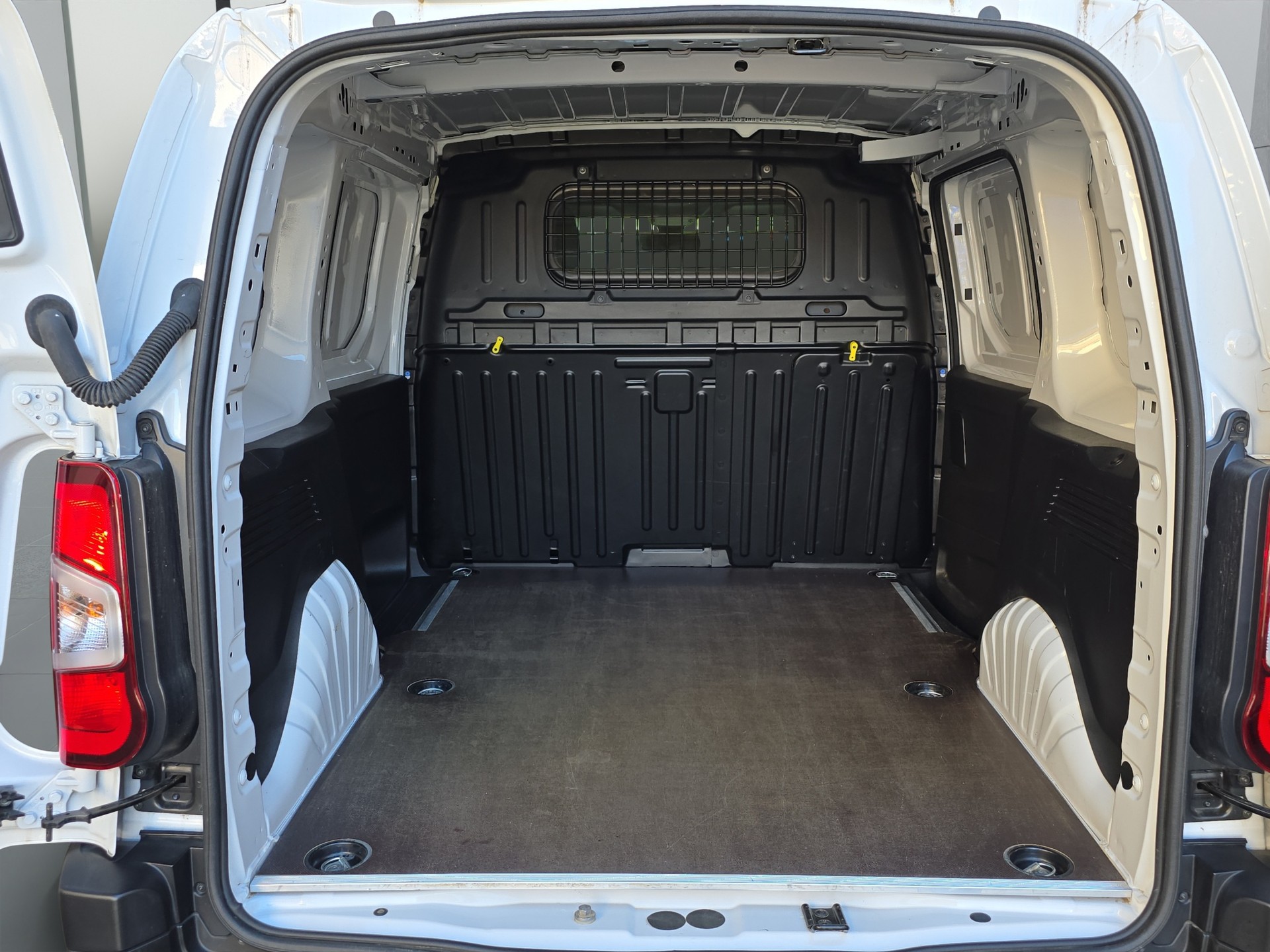 CITROEN Berlingo M 1.2 PureTech 110 S/S-image-17