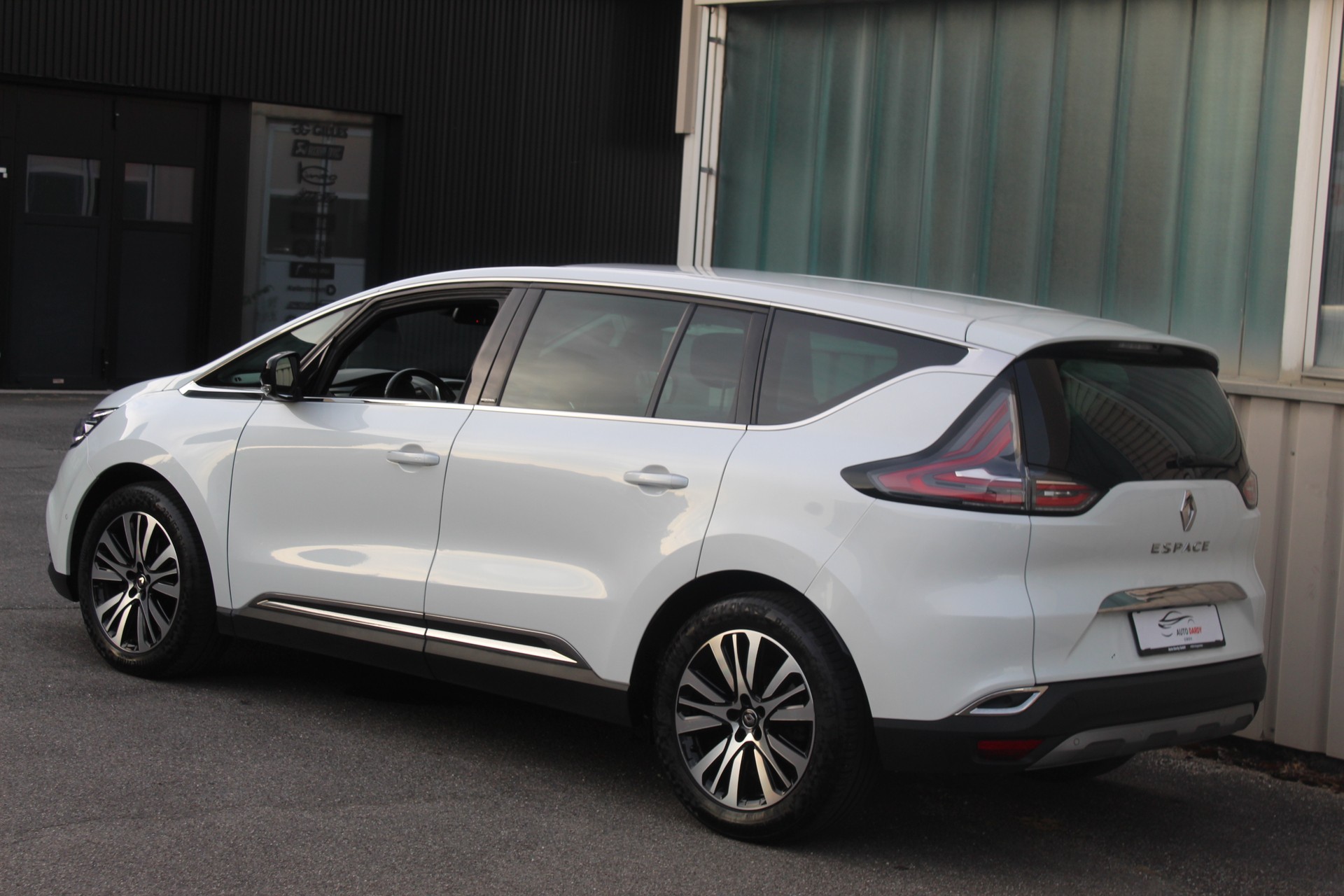 RENAULT Espace 1.6 dCi Initiale Paris EDC-image-4