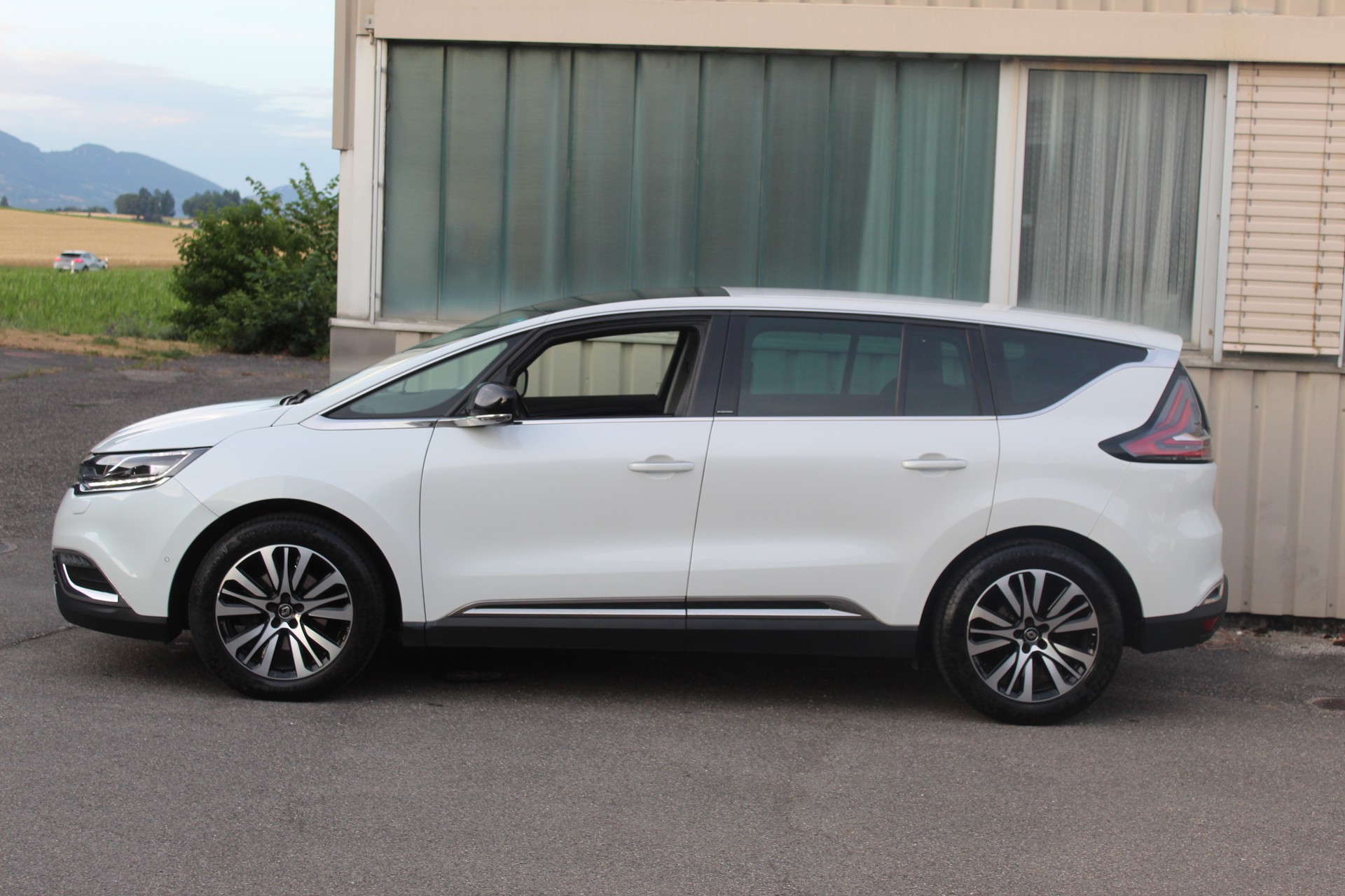 RENAULT Espace 1.6 dCi Initiale Paris EDC-image-5