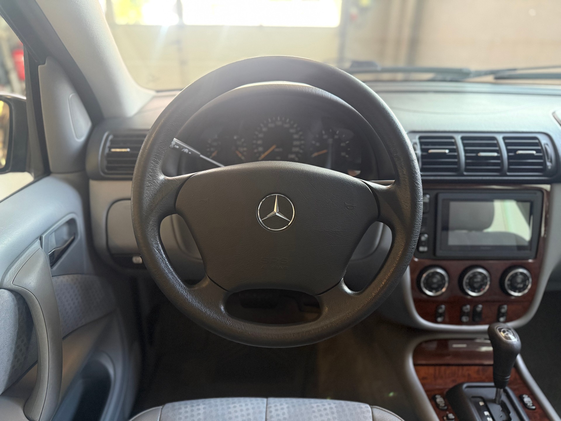 MERCEDES-BENZ ML 270 CDI-image-13