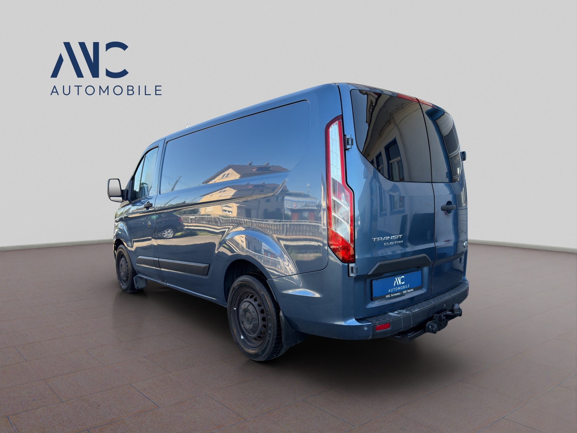 FORD Transit Custom Van 300 L1H1 Trend A-image-4