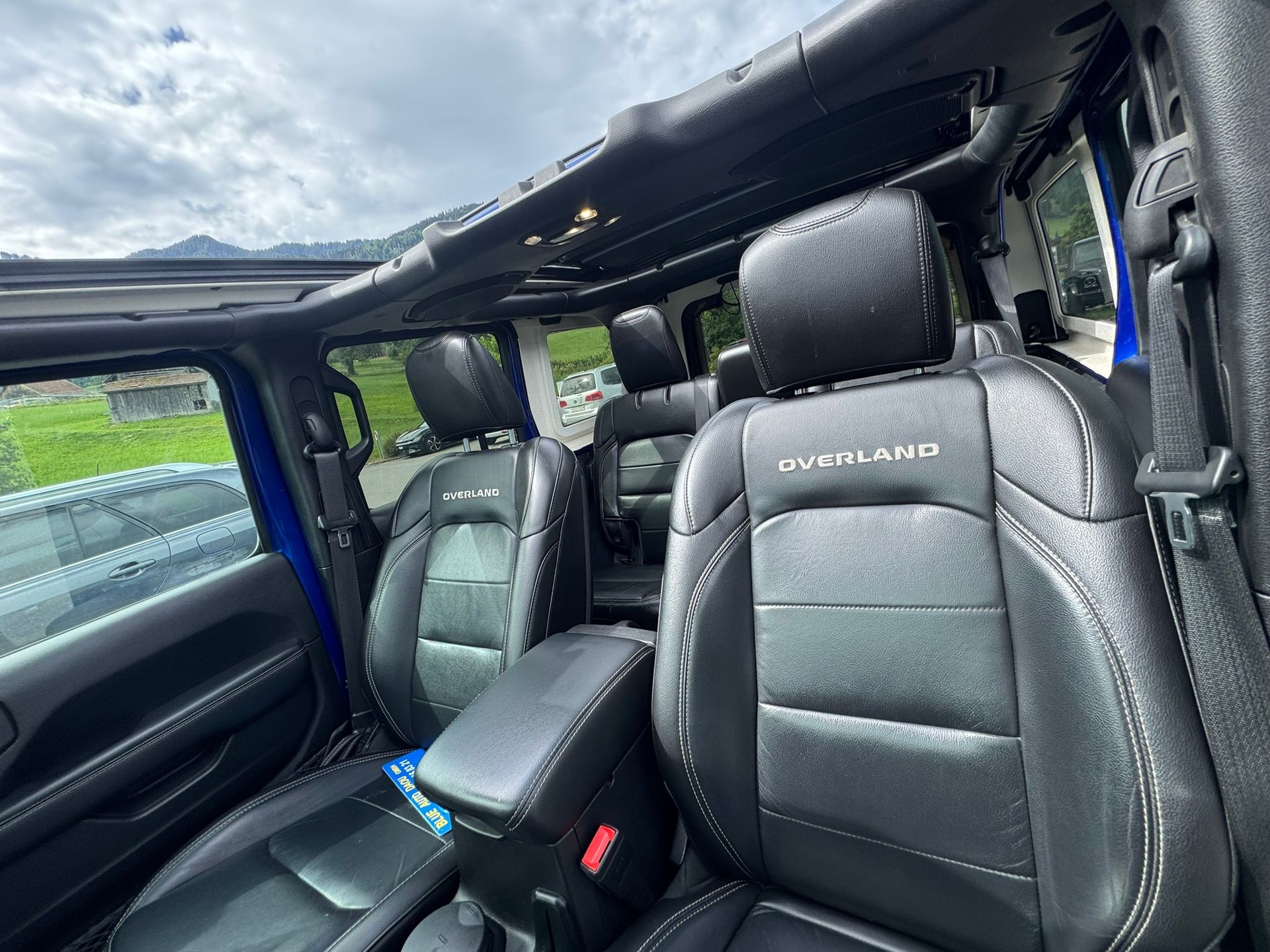 JEEP Wrangler 2.2MJ Unlimited Sahara Automatic-image-16