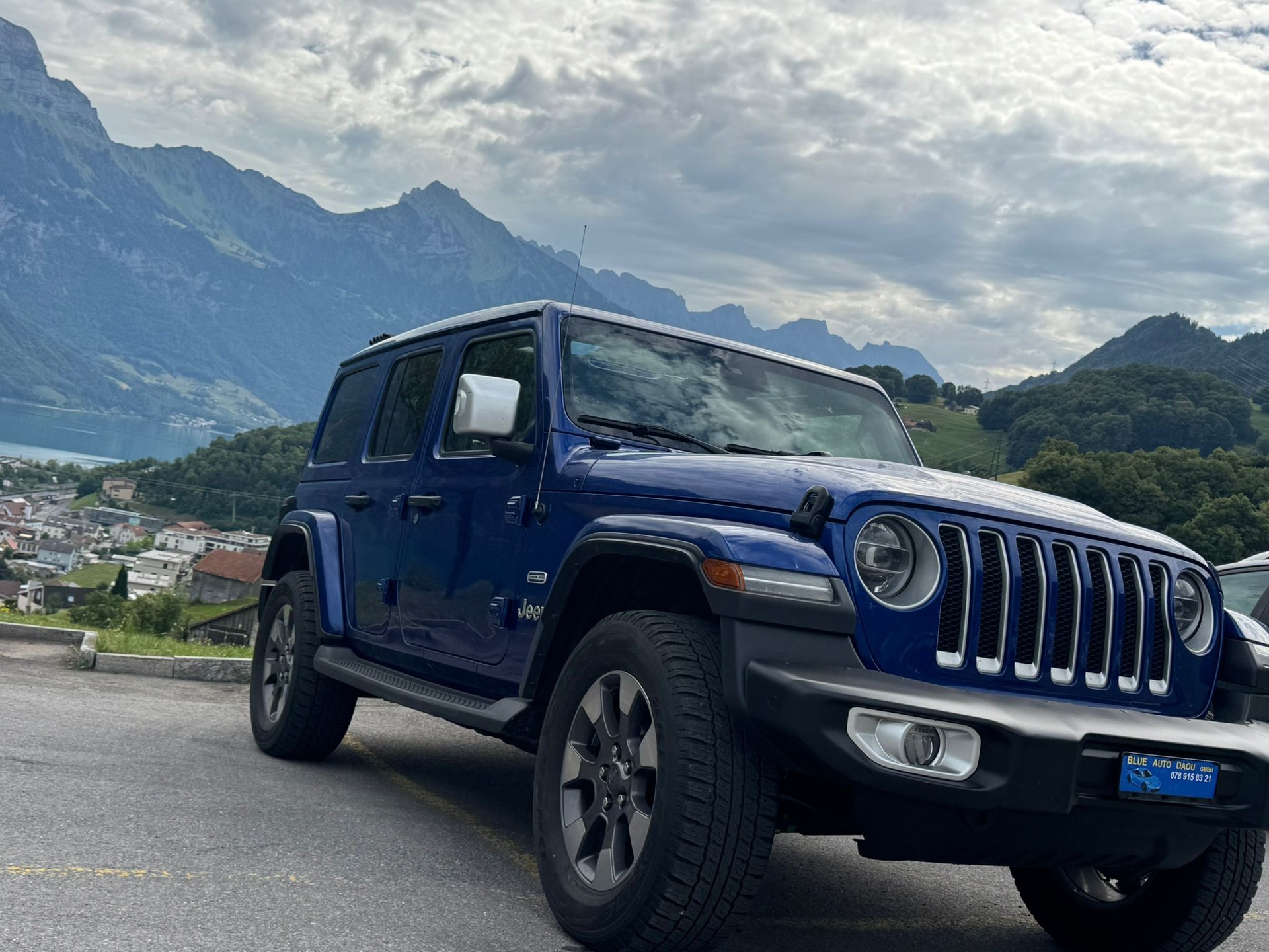 JEEP Wrangler 2.2MJ Unlimited Sahara Automatic-image-3