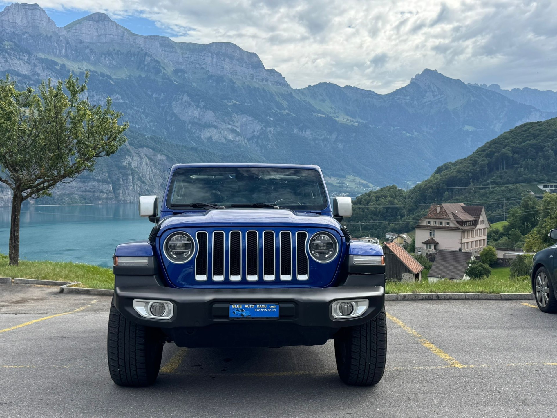 JEEP Wrangler 2.2MJ Unlimited Sahara Automatic-image-1