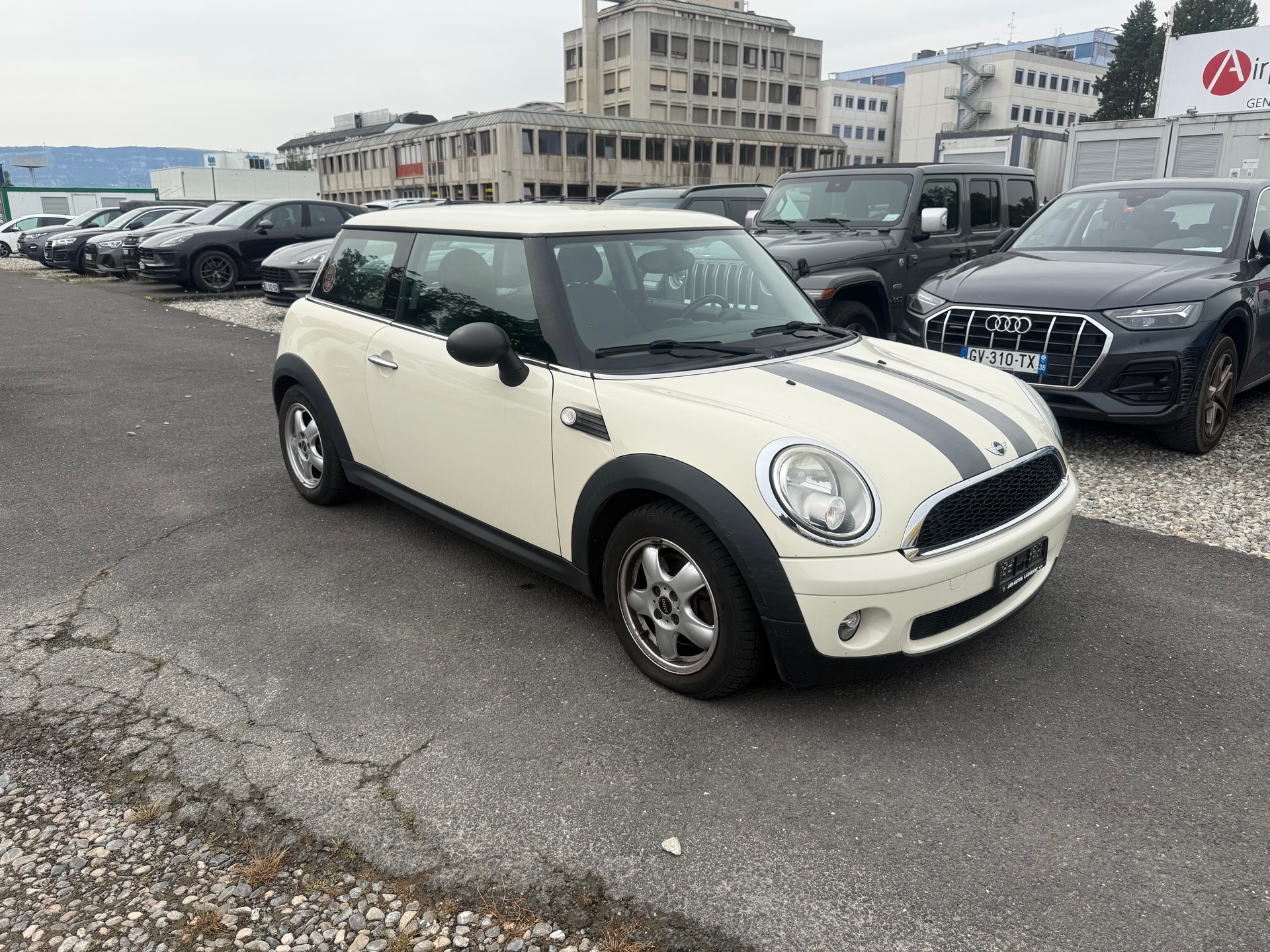 MINI One-image-4