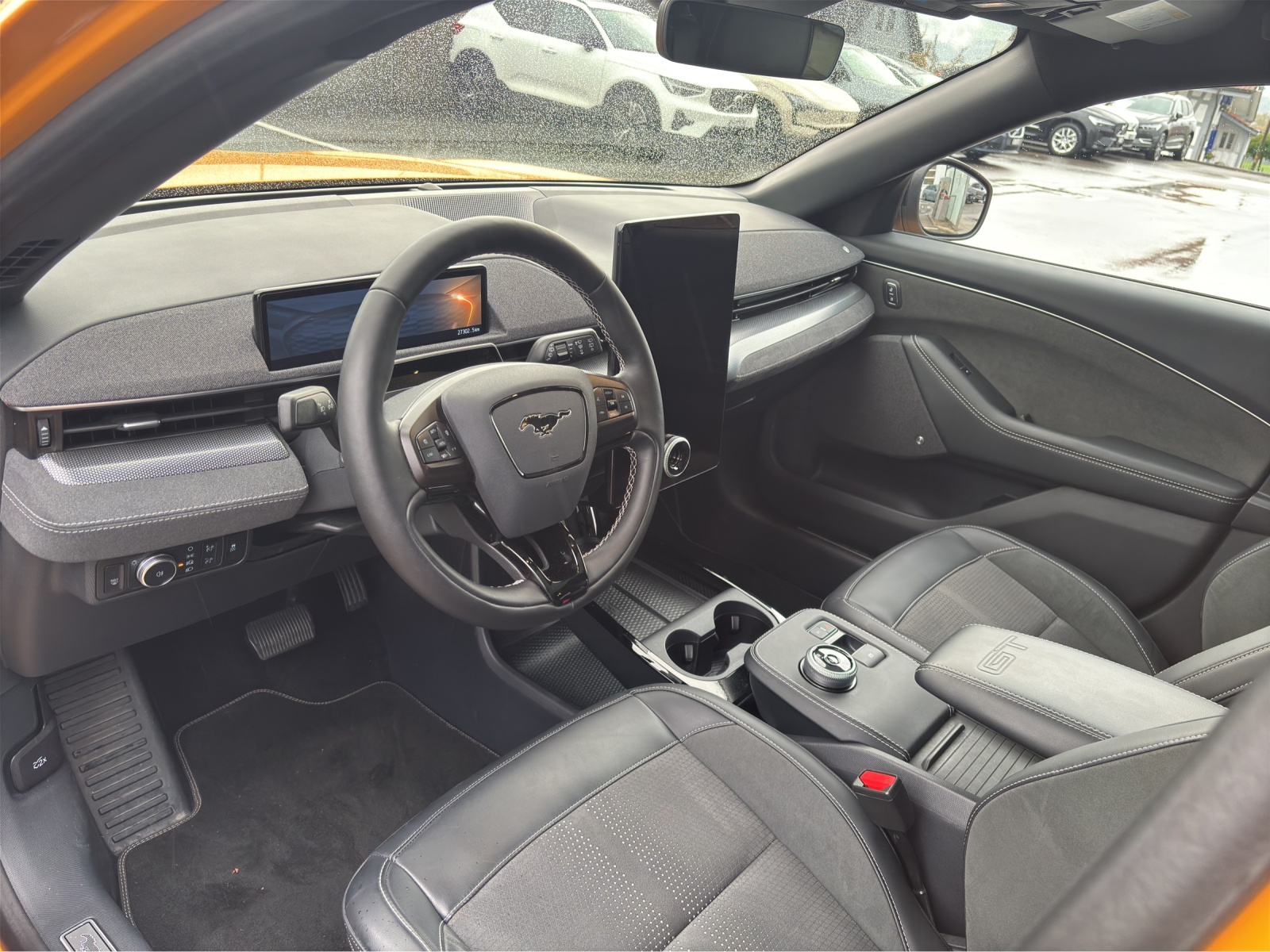 FORD Mustang Mach-E Extended GT AWD-image-9