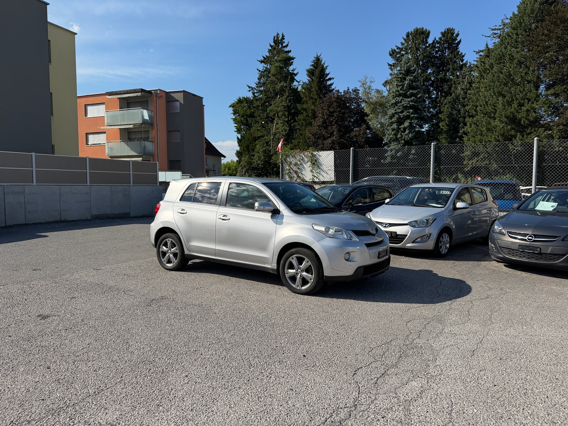 TOYOTA UrbanCruiser 1.4 D-4D Linea Sol 4WD-image-4
