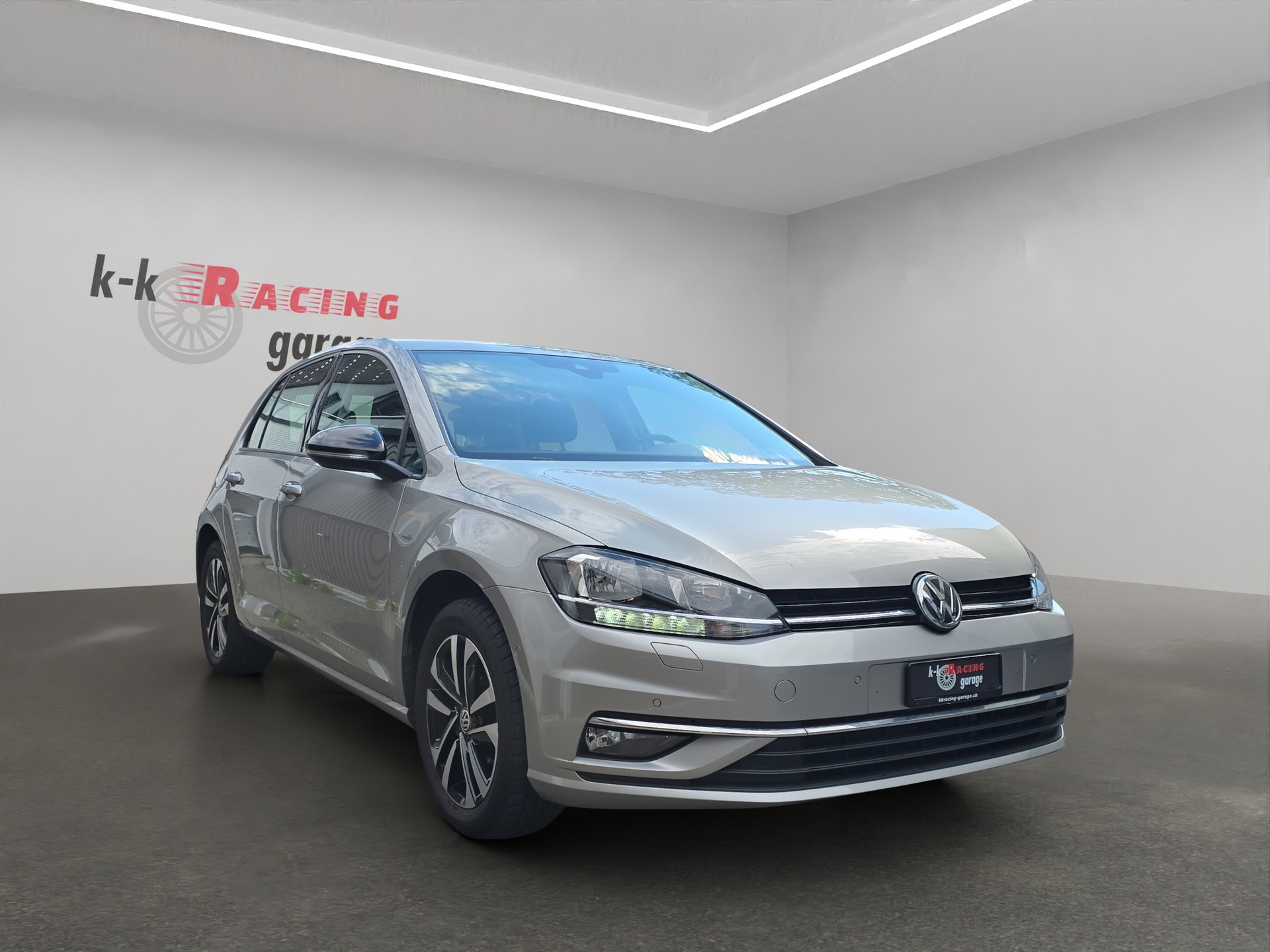 VW Golf 1.6 TDI Comfortline DSG-showroom-element-2