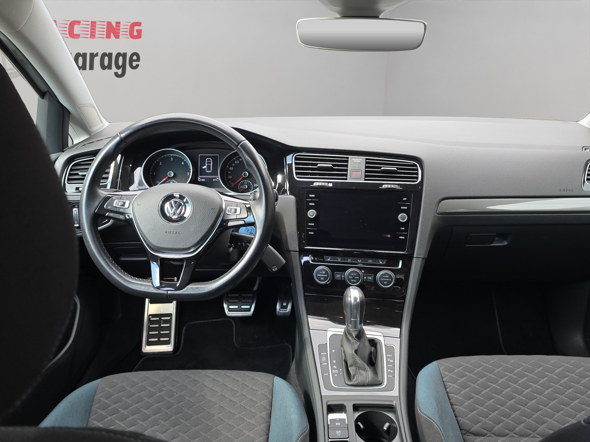VW Golf 1.6 TDI Comfortline DSG-image-12