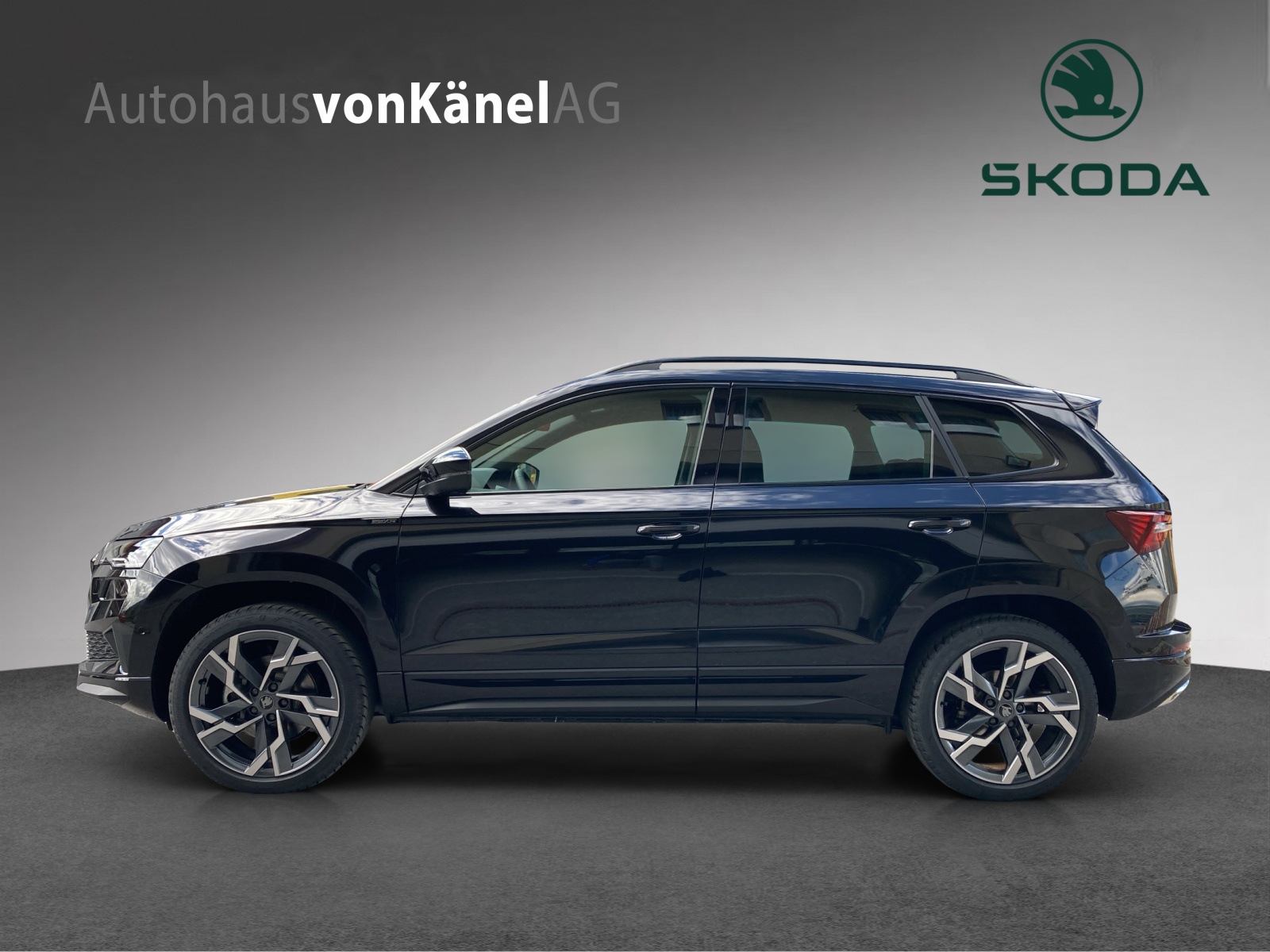 SKODA Karoq 2.0 TSI SportLine 4x4 DSG-image-1