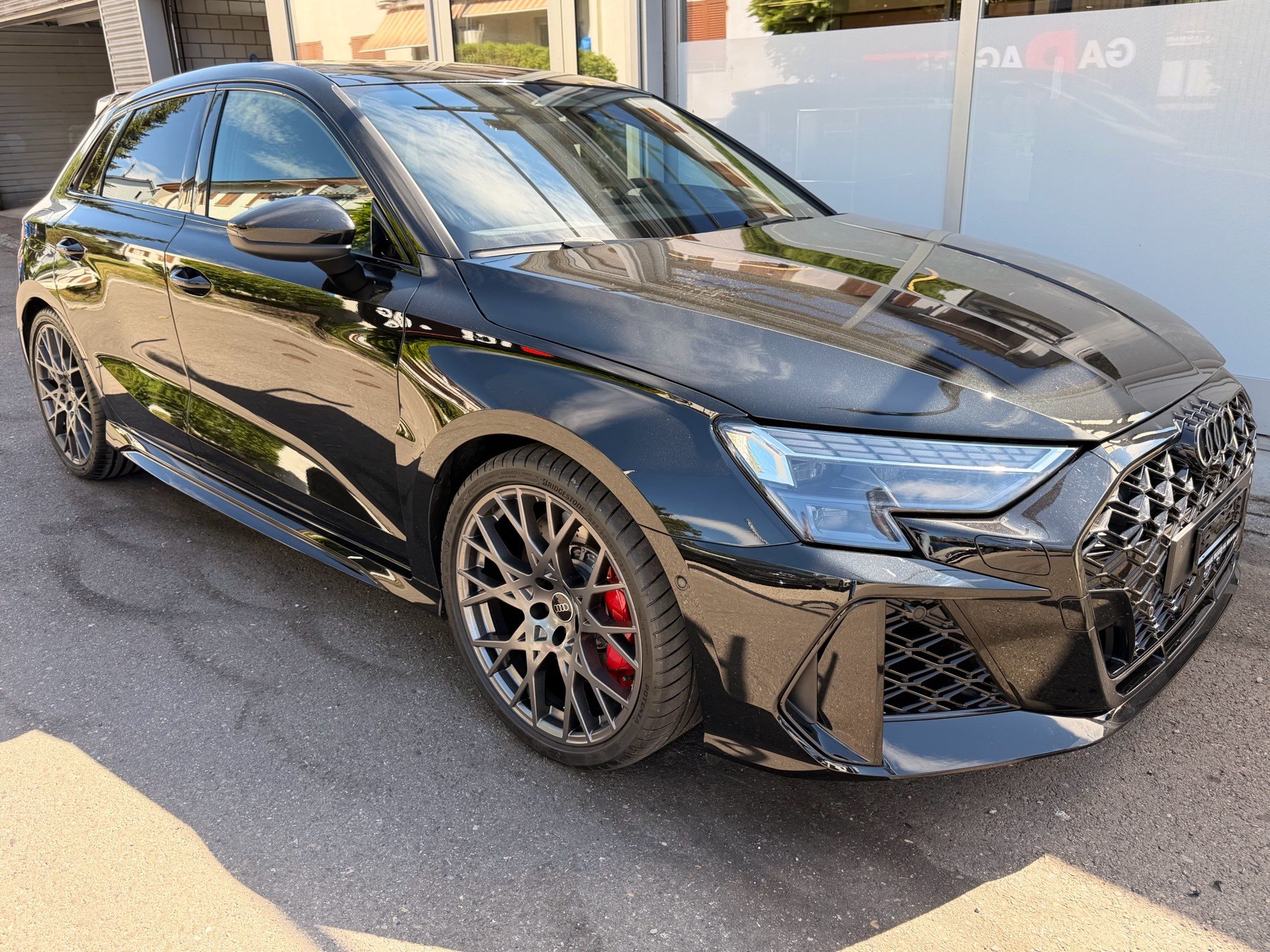 AUDI RS3 SPORTBACK 2.5 400PS TFSI QUATTRO *** VOLLAUSSTATTUNG MIT SCHALENSITZEN ***-showroom-element-2