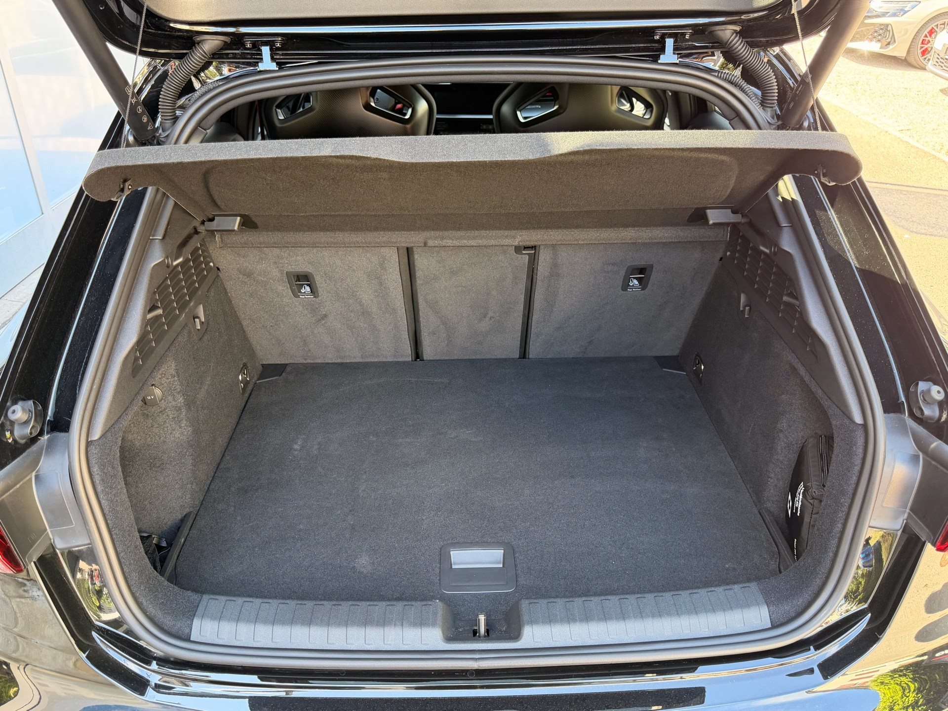 AUDI RS3 SPORTBACK 2.5 400PS TFSI QUATTRO *** VOLLAUSSTATTUNG MIT SCHALENSITZEN ***-image-29