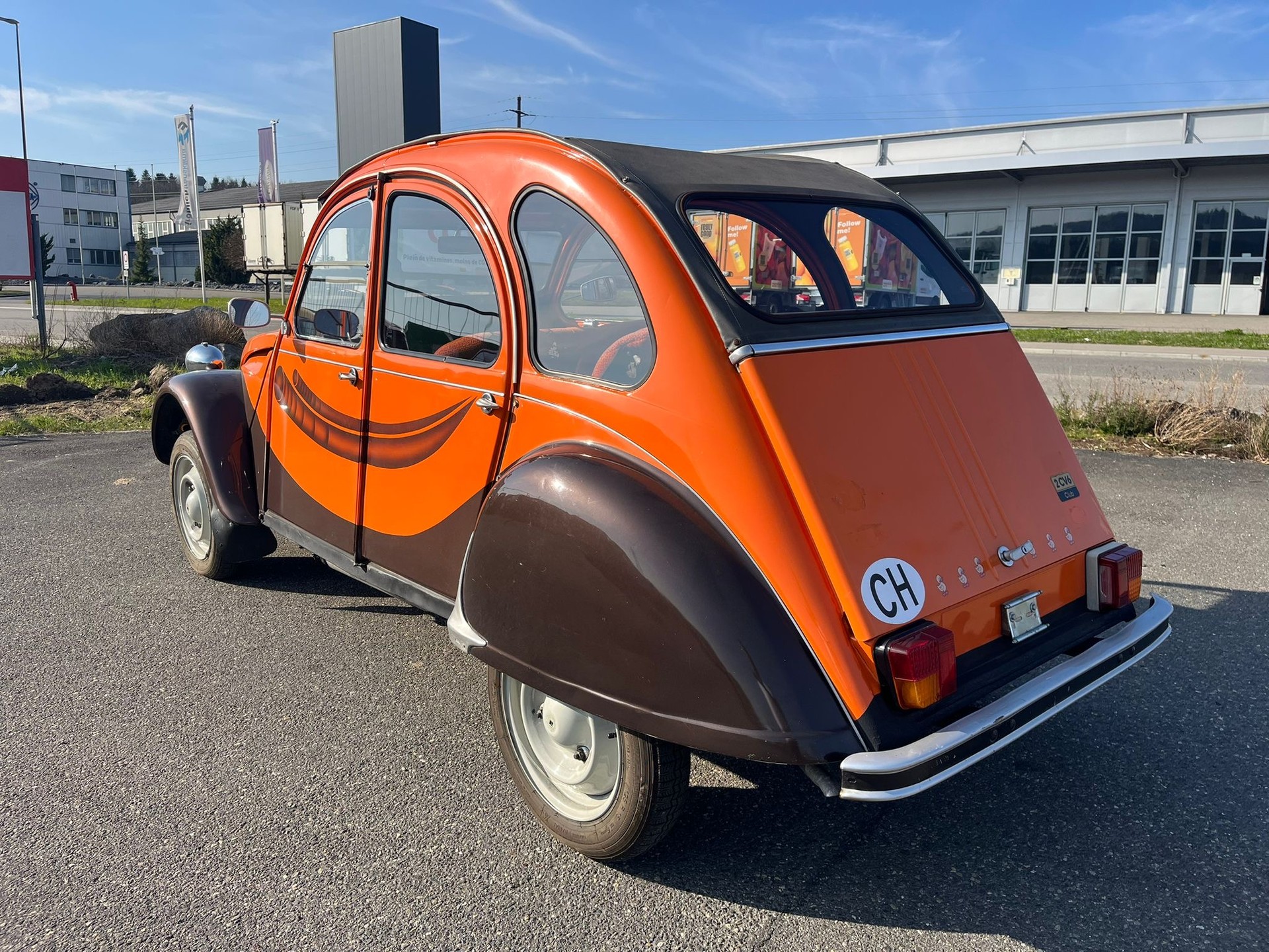 CITROEN 2CV6 Spécial (Club)-image-4