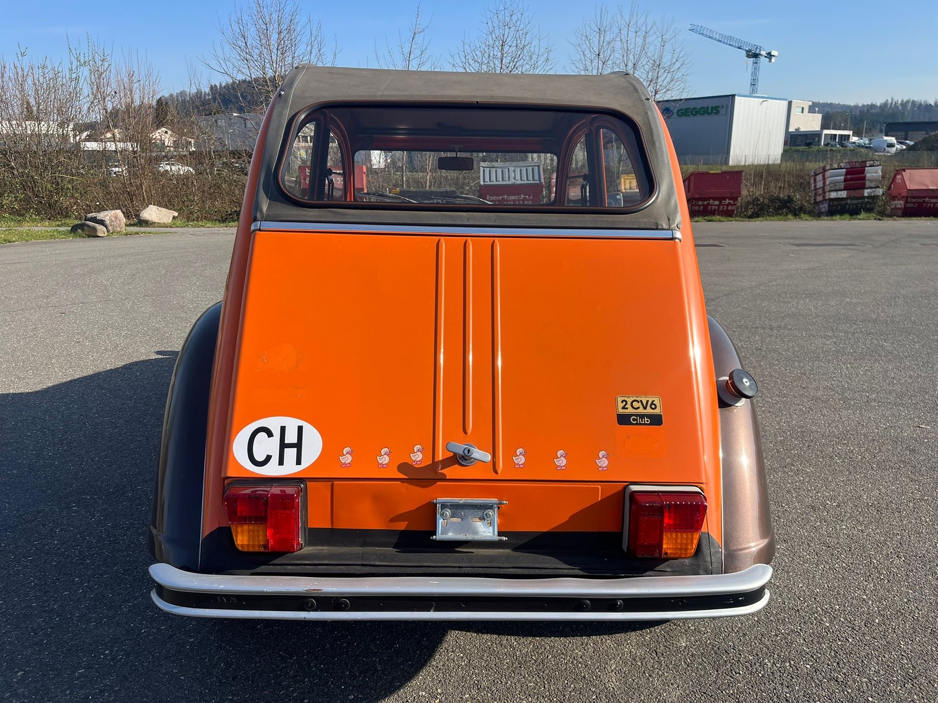 CITROEN 2CV6 Spécial (Club)-image-13