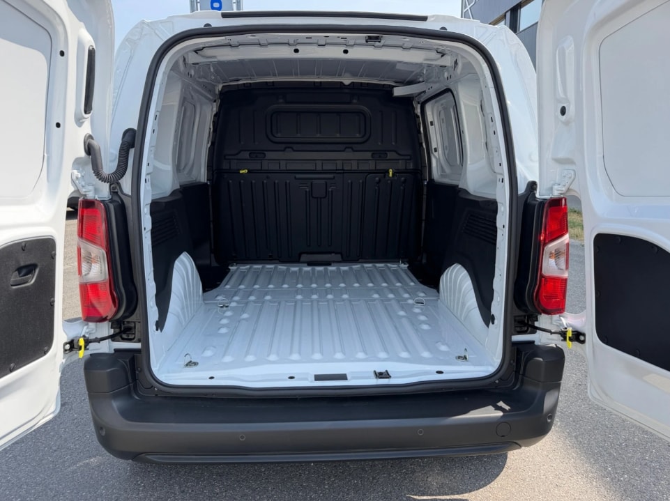 FIAT E-Doblo L1 50kWh 800kg Easy Pro-image-5