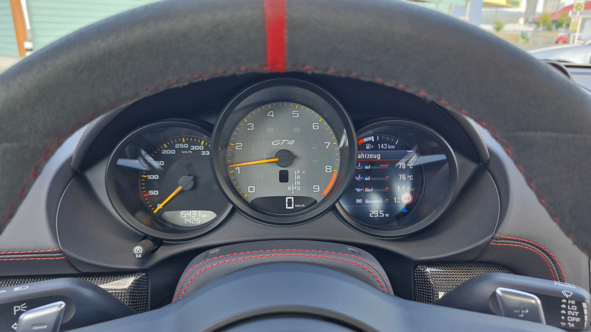 PORSCHE 4.0 GT4 PDK-image-14