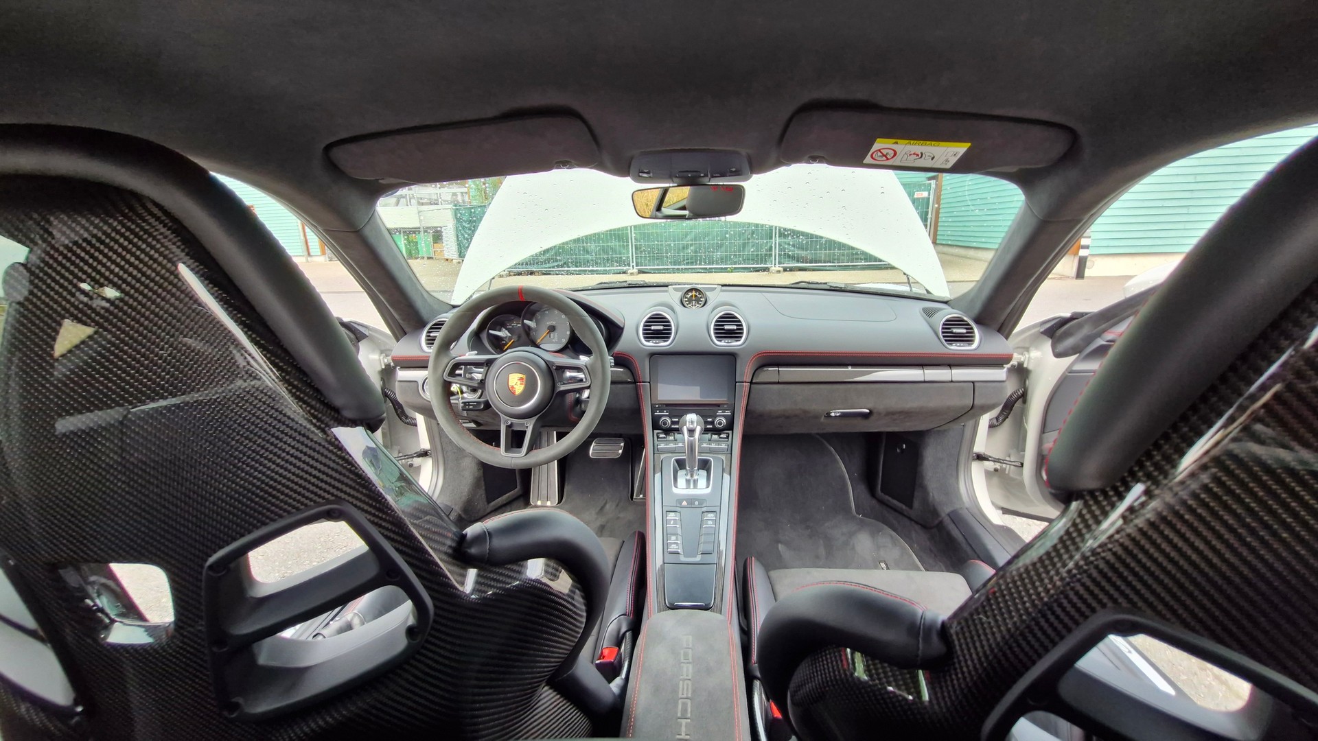 PORSCHE 4.0 GT4 PDK-image-12