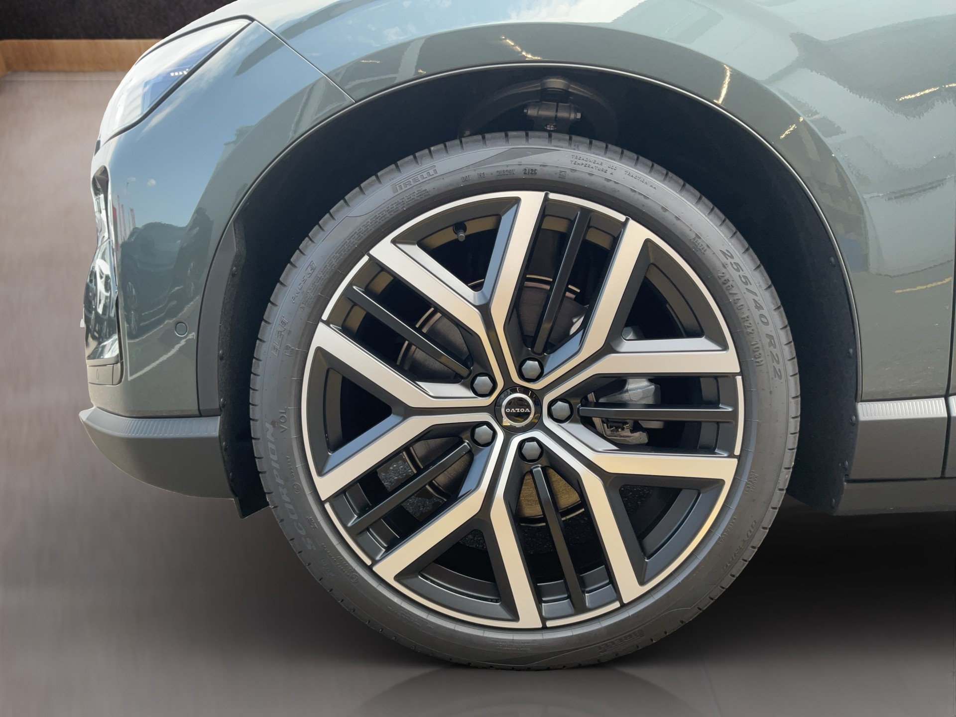 VOLVO EX60 Twin Ultra AWD-image-8