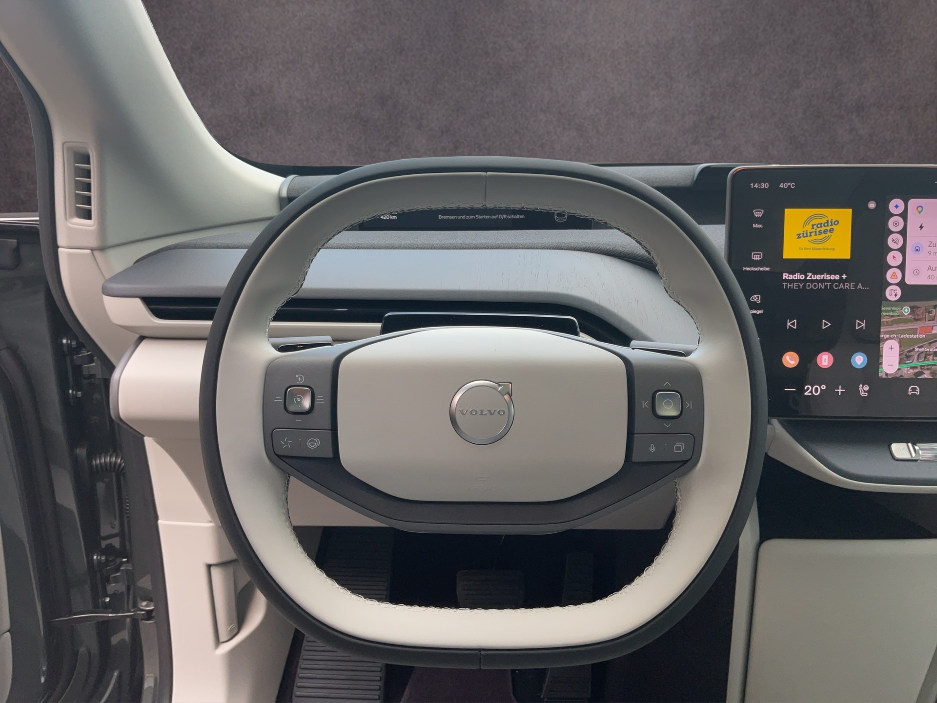 VOLVO EX60 Twin Ultra AWD-image-13