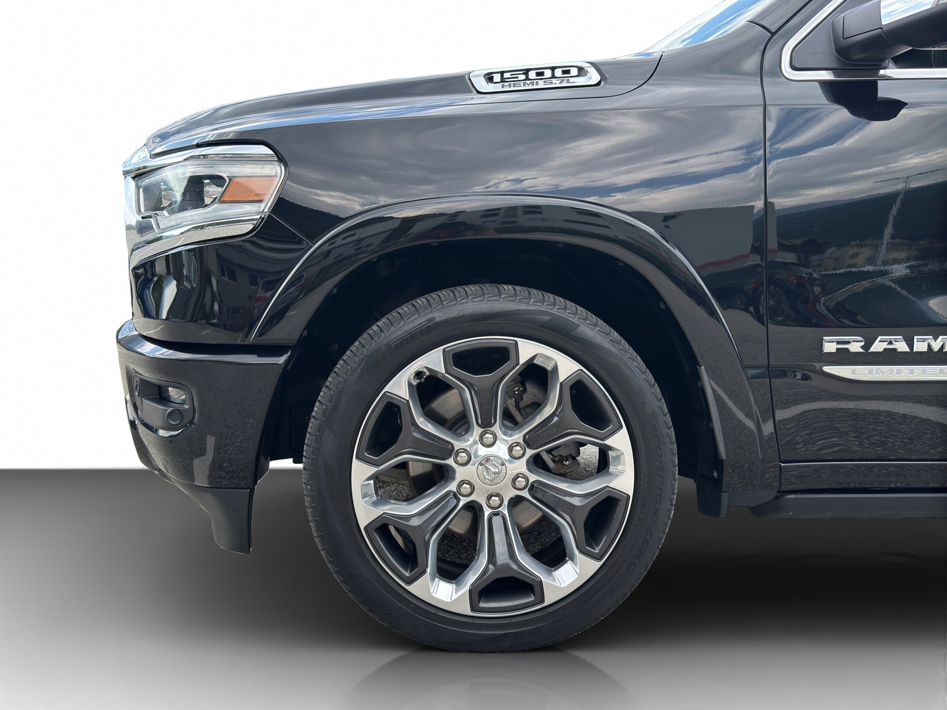 DODGE RAM 1500 Limited 5.7 V8 Hemi-image-1