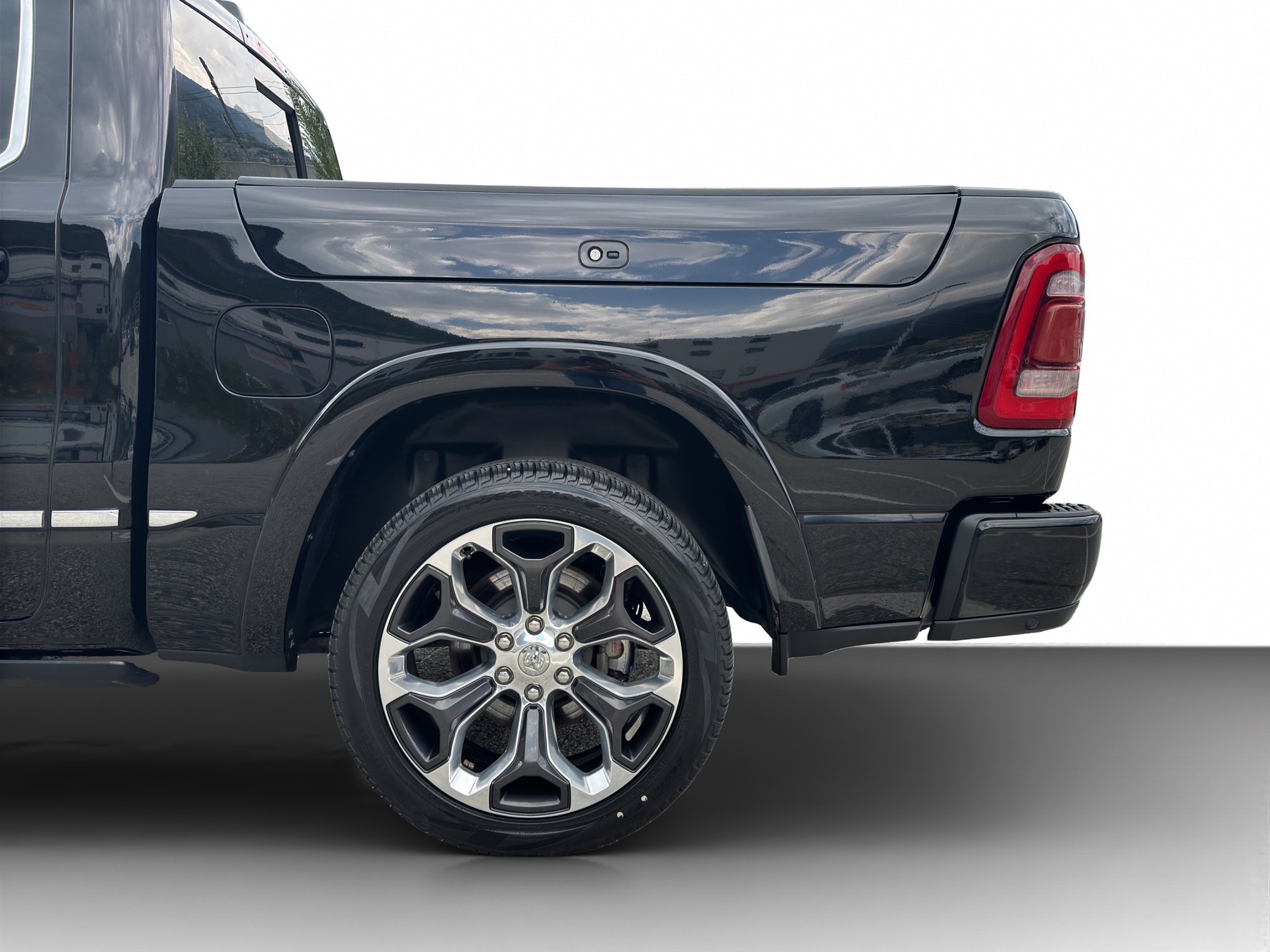 DODGE RAM 1500 Limited 5.7 V8 Hemi-image-15