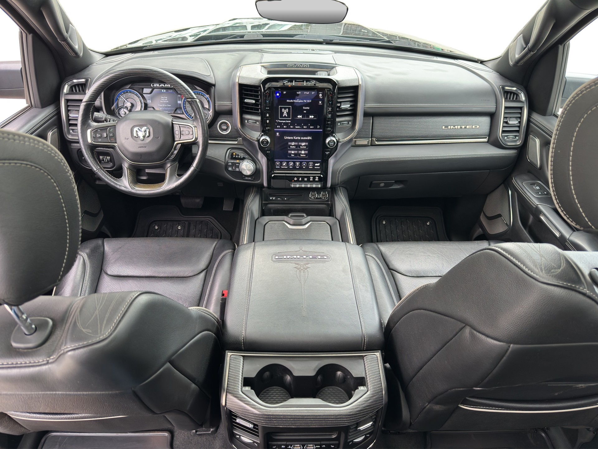 DODGE RAM 1500 Limited 5.7 V8 Hemi-image-17
