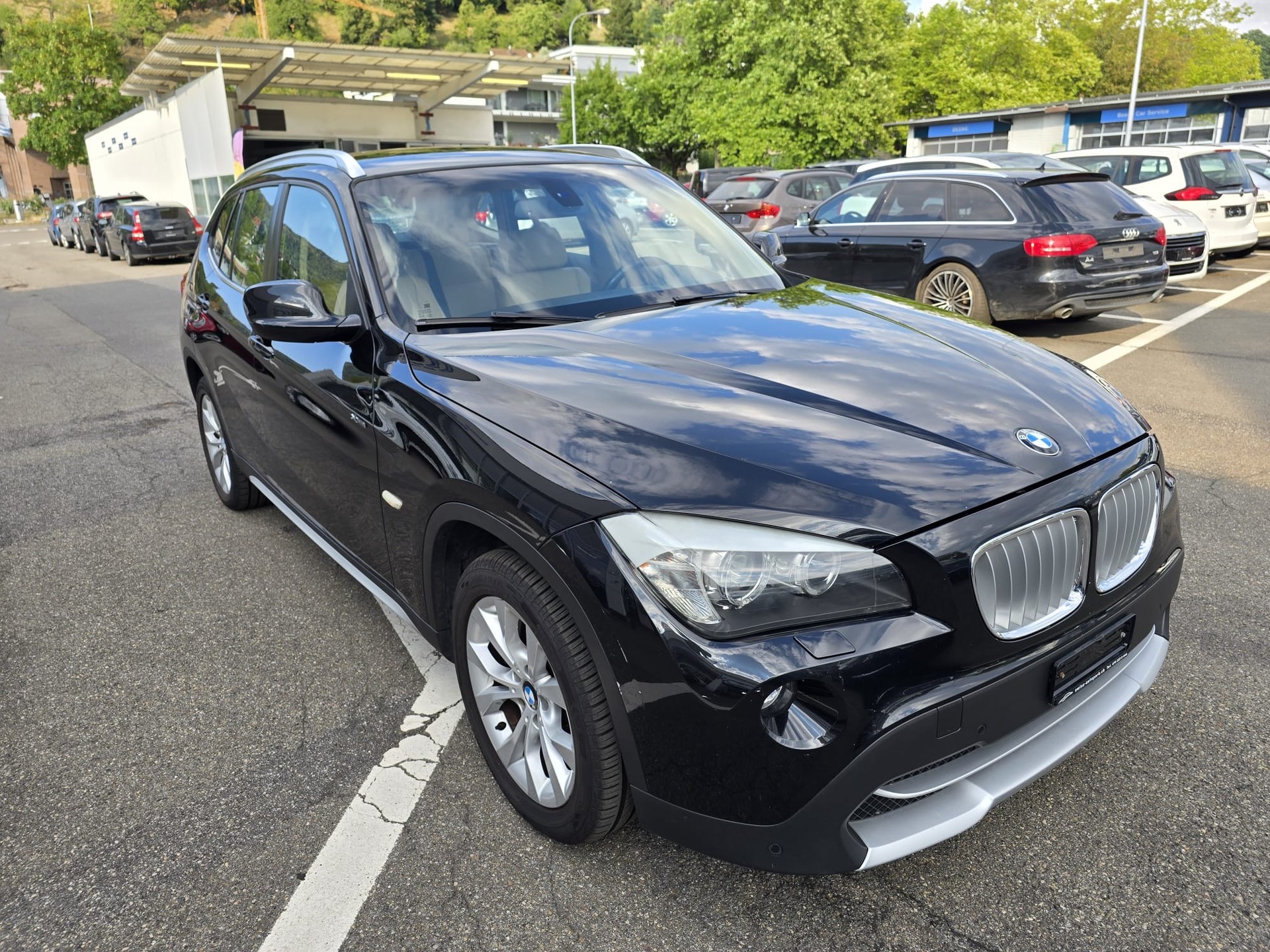 BMW X1 xDrive 28i Steptronic-image-2