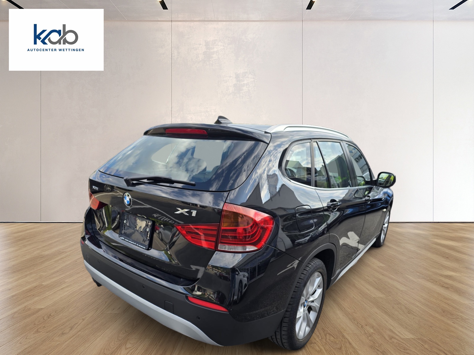 BMW X1 xDrive 28i Steptronic-image-3