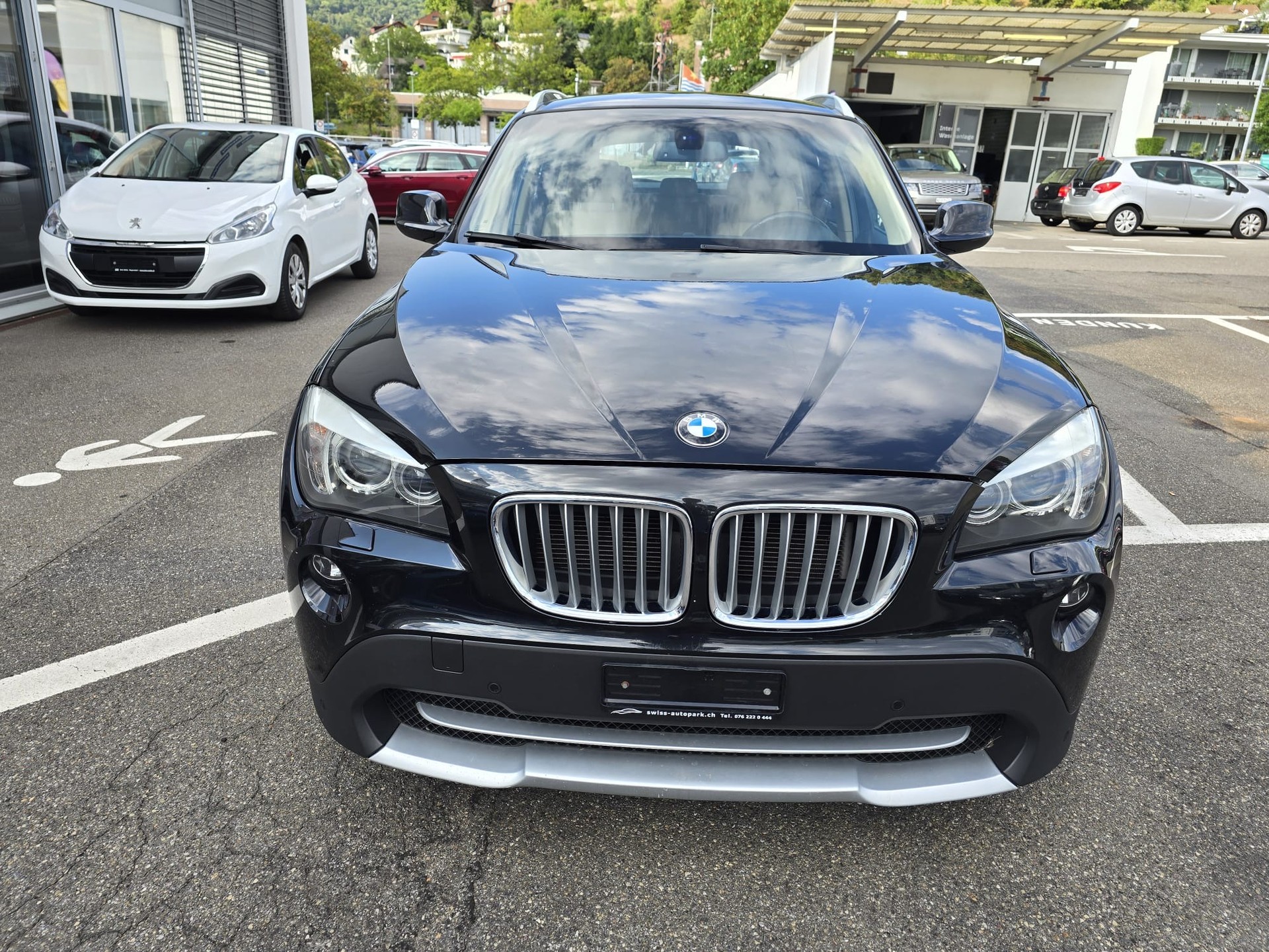 BMW X1 xDrive 28i Steptronic-image-1