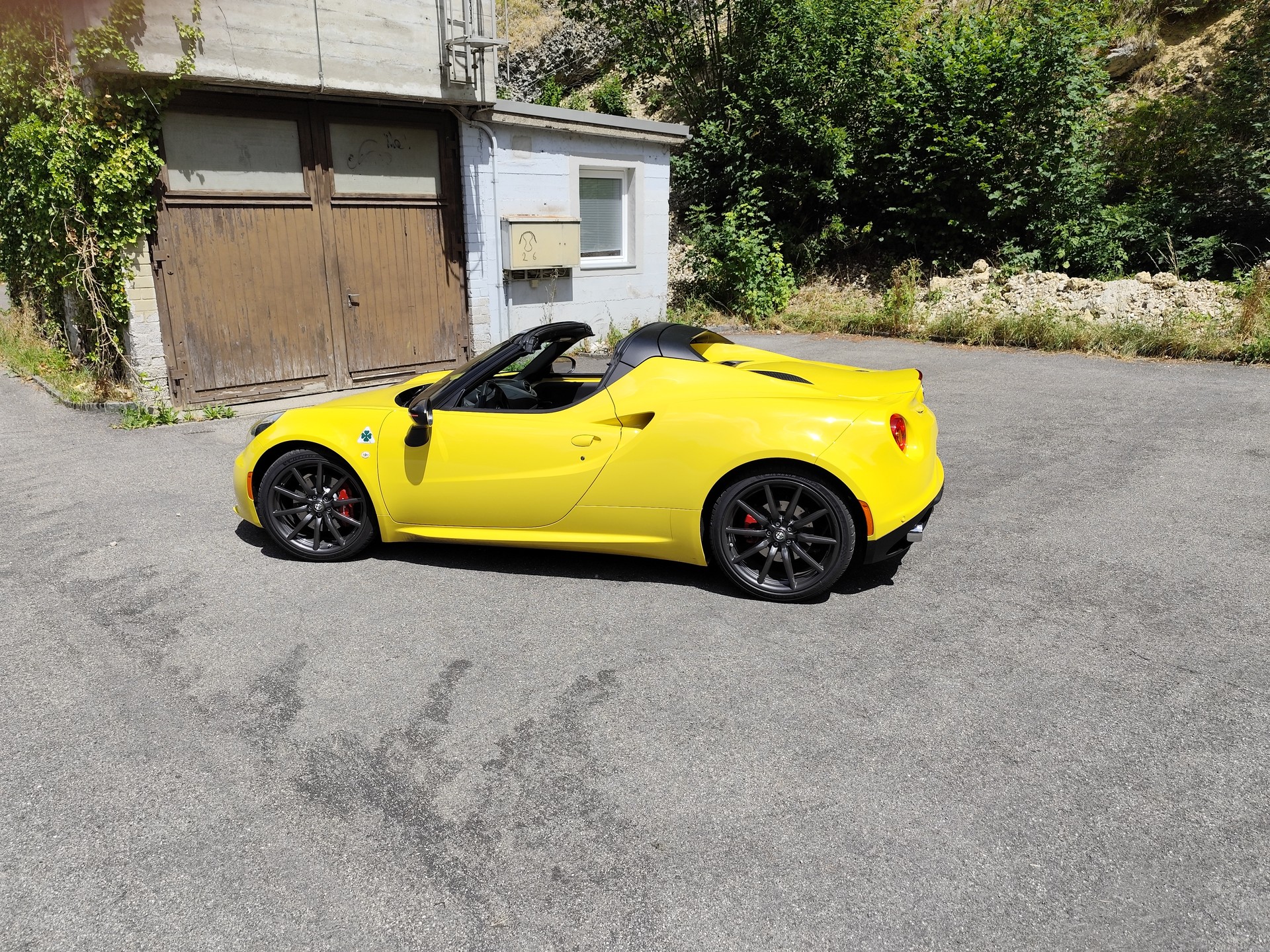 ALFA ROMEO ALFA ROMEO 4C Spider 1750 TBi Cabriolet-image-2