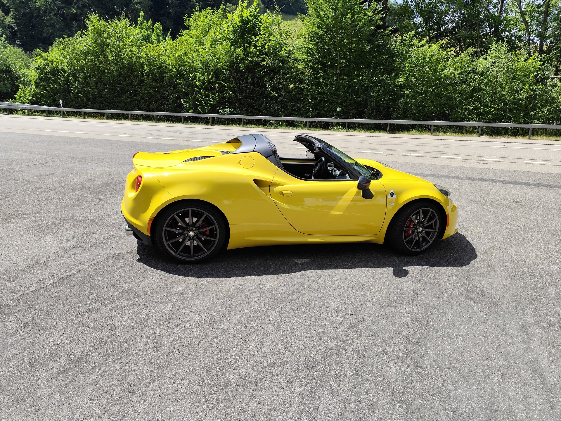 ALFA ROMEO ALFA ROMEO 4C Spider 1750 TBi Cabriolet-image-1