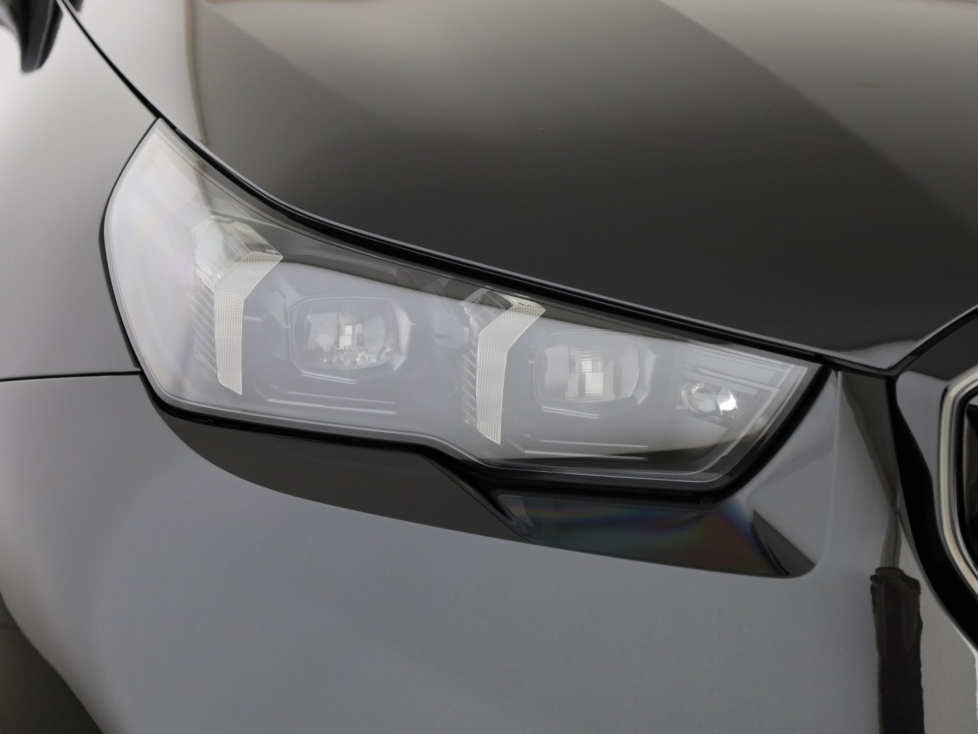 BMW M5 xDrive Touring-image-5