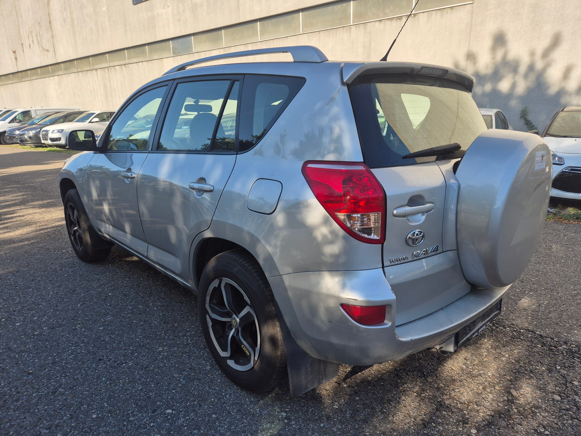 TOYOTA RAV-4 2.0 16V Linea Luna-image-6