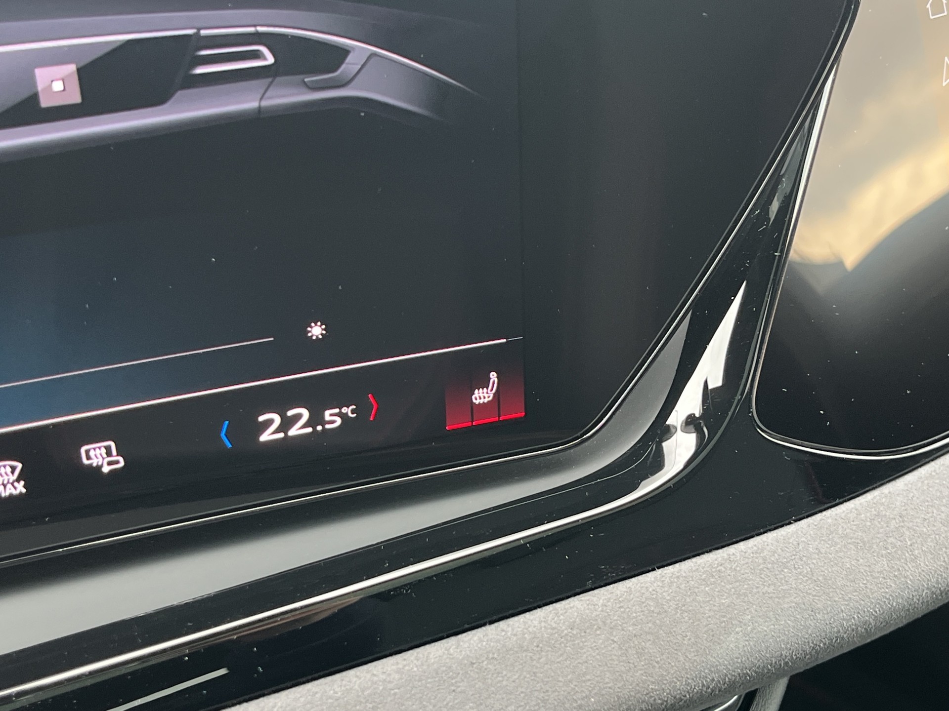 AUDI A6 Avant TFSI quattro 270 kW S tronic*New Modell, Luftfederung, Panorama-Glasdach, (5-Jahre Garantie)-image-24