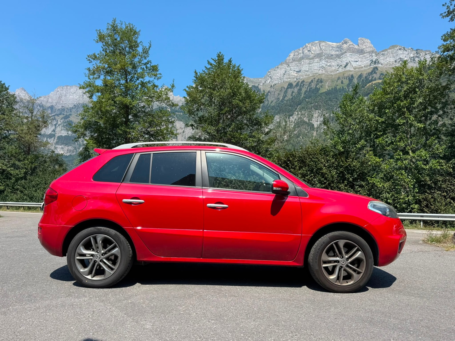 RENAULT Koleos 2.0 dCi Dynamique 4x4 Automatic-image-14