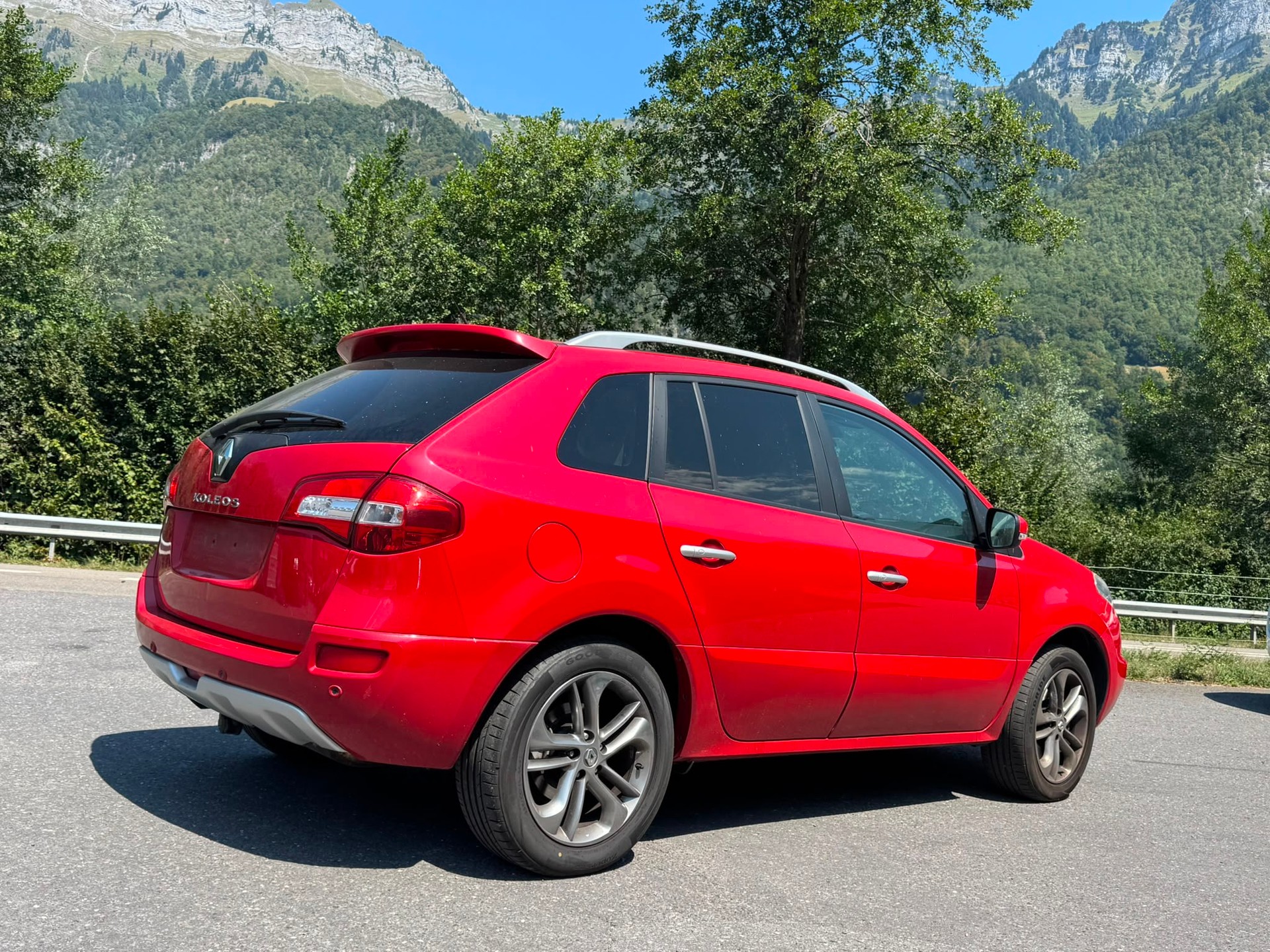 RENAULT Koleos 2.0 dCi Dynamique 4x4 Automatic-image-5