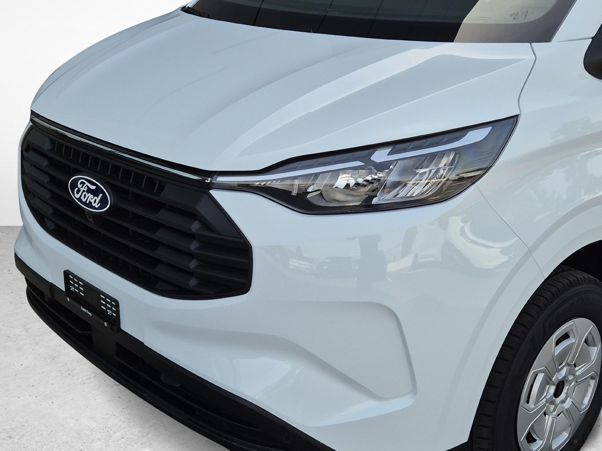 FORD Transit C Van 320 L1 2.5 Duratec 233 Trend PHEV ab 0.99% Leasing-image-14